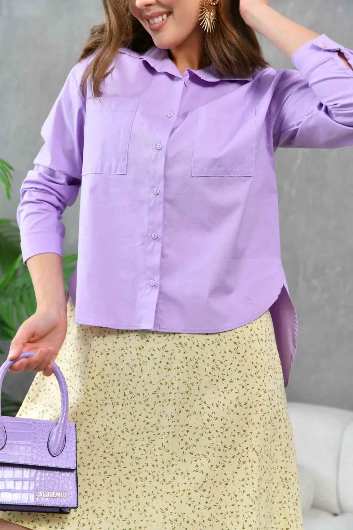 Kadın Arkası Uzun Yırtmaçlı Salaş Dokuma Gömlek