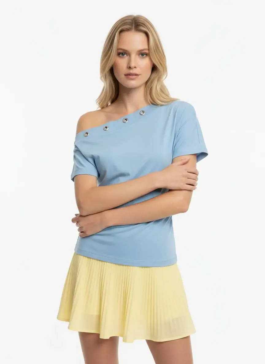 Kadın Asimetrik Yaka Yanları Büzgülü Aksesuar Detay Modal Touch Bluz 26000