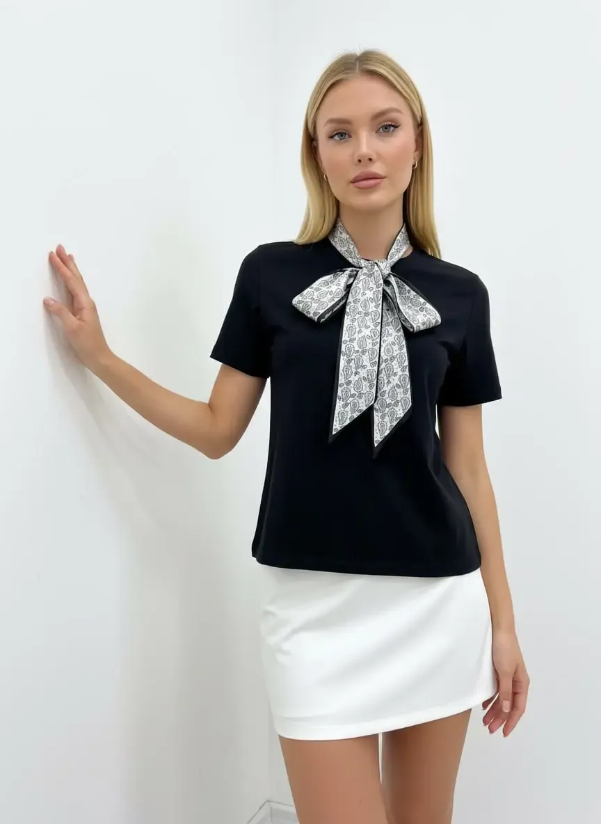 26017 %100 Pamuk Kadın Bisiklet Yaka Fular Detay Penye Bluz