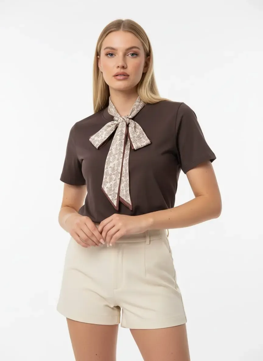 26017 %100 Pamuk Kadın Bisiklet Yaka Fular Detay Penye Bluz