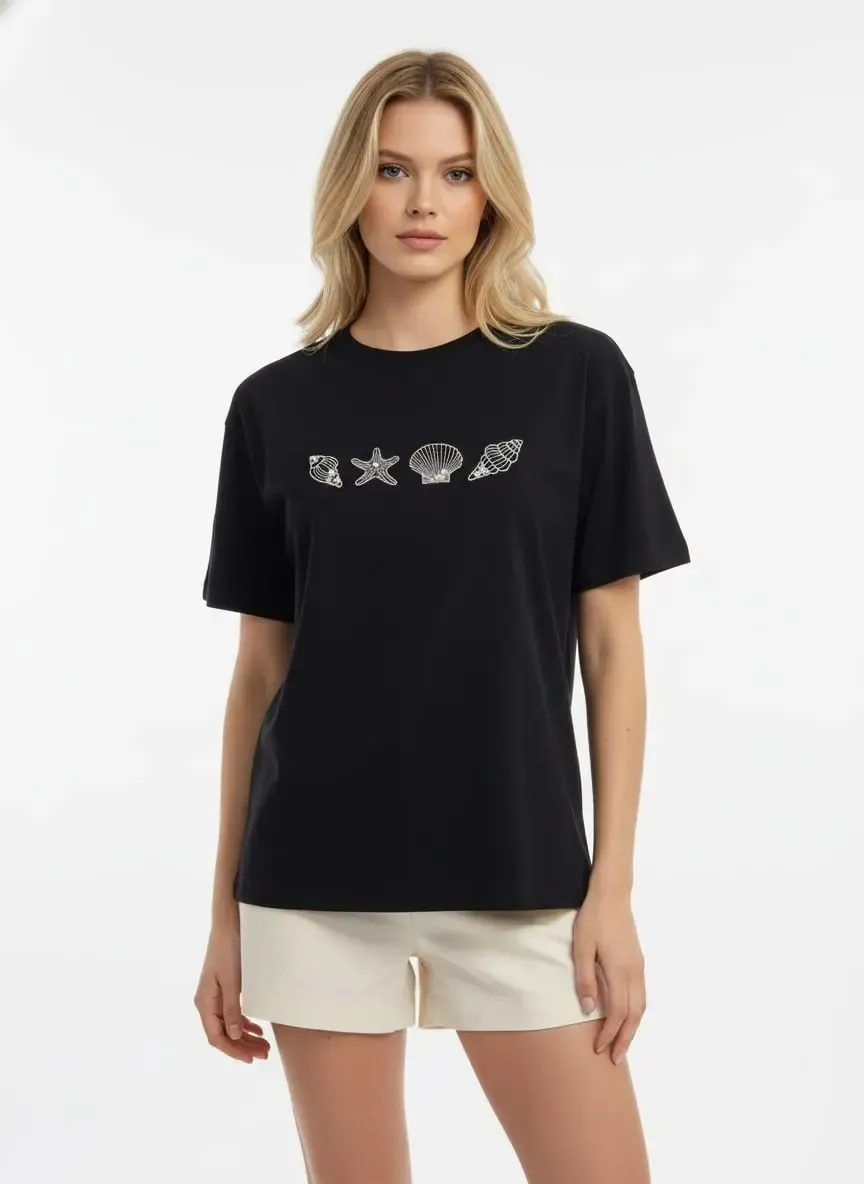 26027 %100 Pamuk Bisiklet Yaka Nakışlı İnci İşlemeli Penye Bluz