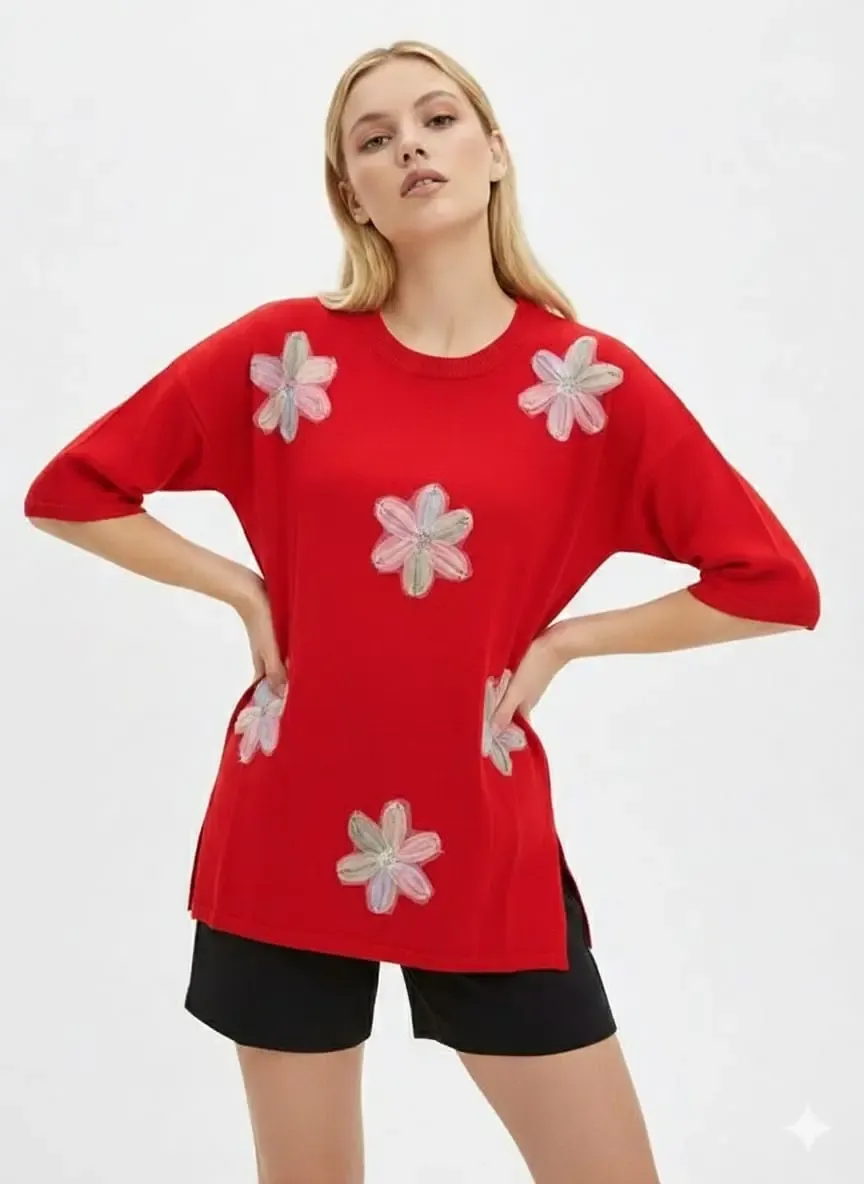 Kadın Bisiklet Yaka Yanları Yırtmaçlı Aplikeli Oversize Triko Kazak