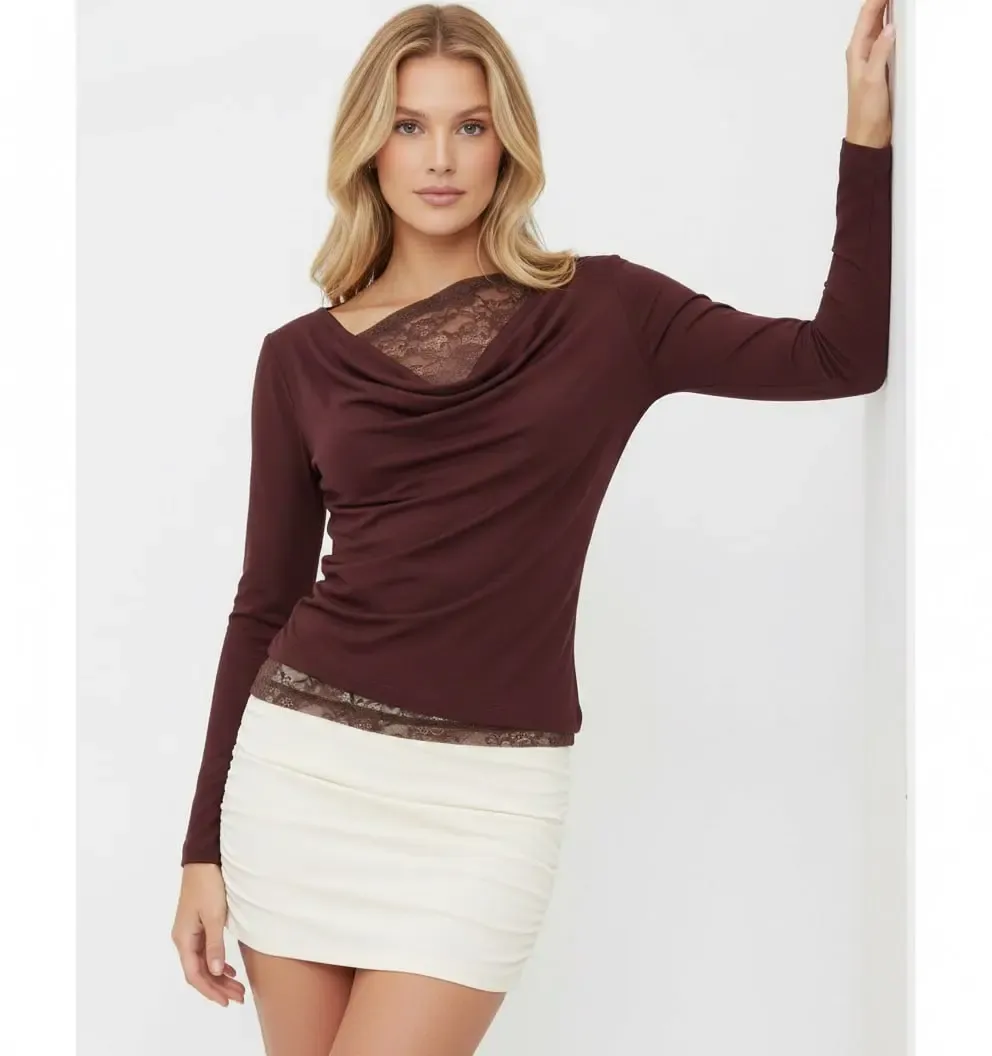 Kadın Degaje Yaka Dantel Detay Viskon Penye Bluz 13014