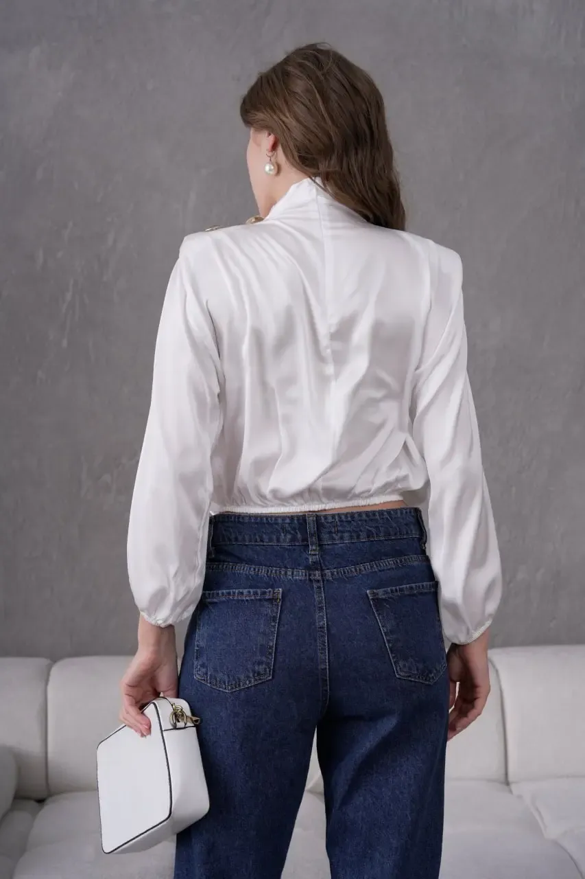 Kadın Dik Yaka Omuzları Vatkalı Aksesuar Detay Saten Dokum Bluz 30050