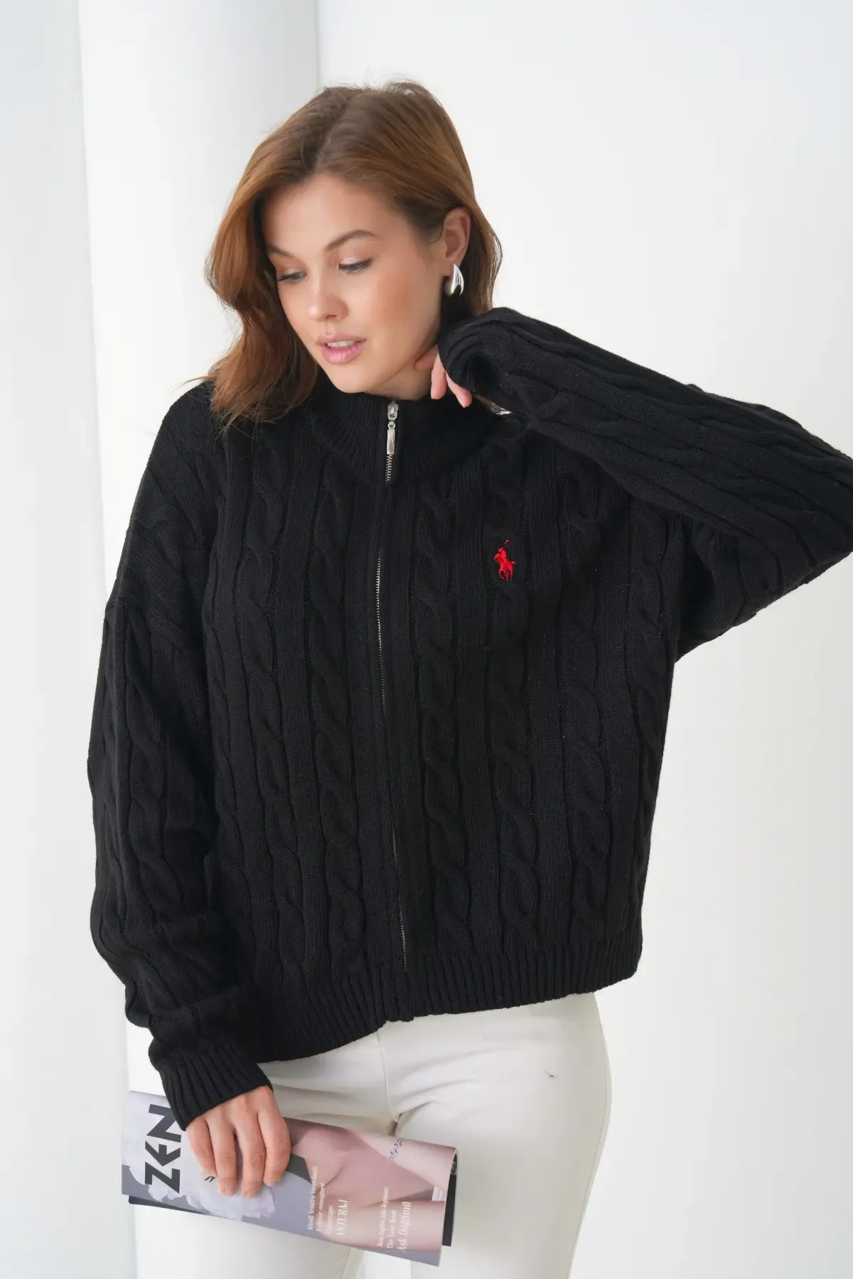 Kadın Dik Yaka Saç Örgü Fermuar Kapama  Triko Ceket 8687