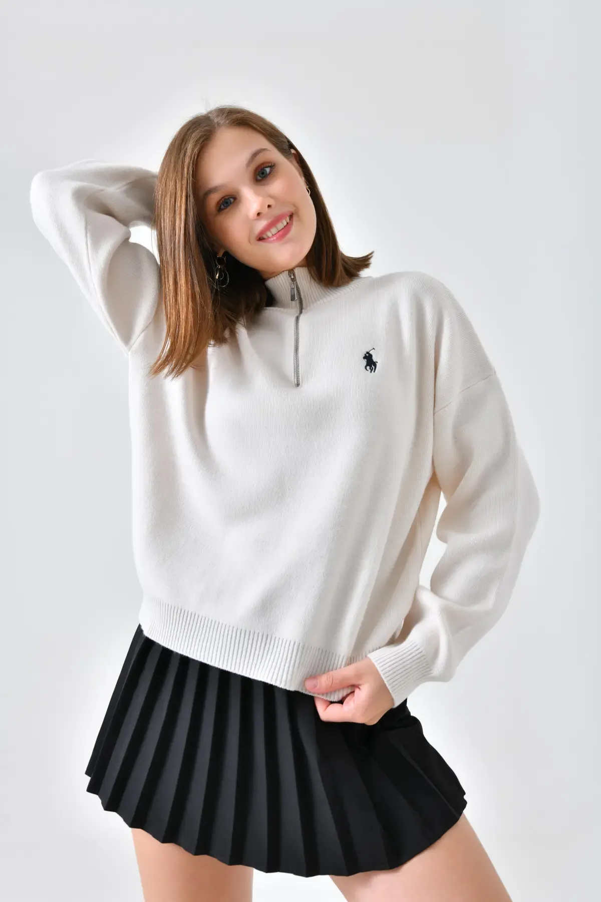 Kadın Dik Yaka Yarım Pat Fermuar Yumuşak Dokulu Triko Kazak 10536