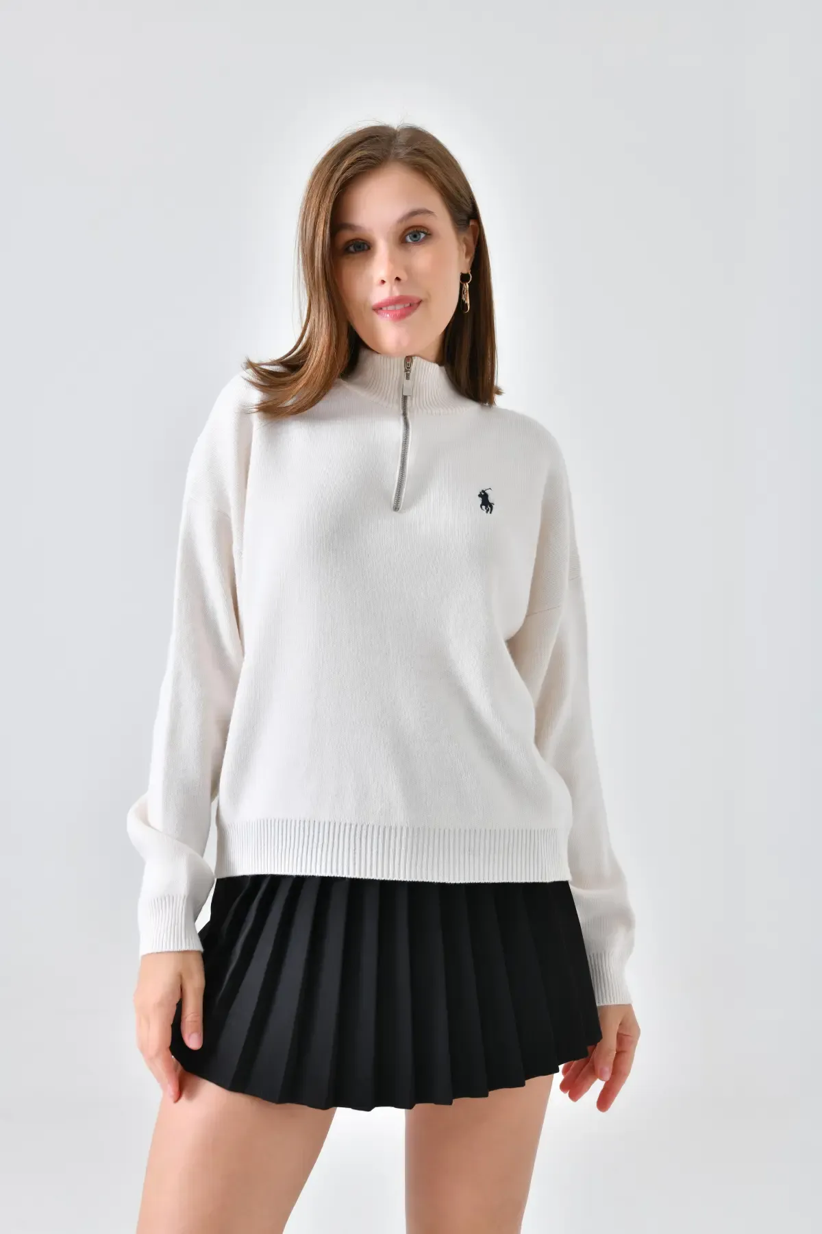 Kadın Dik Yaka Yarım Pat Fermuar Yumuşak Dokulu Triko Kazak 10536