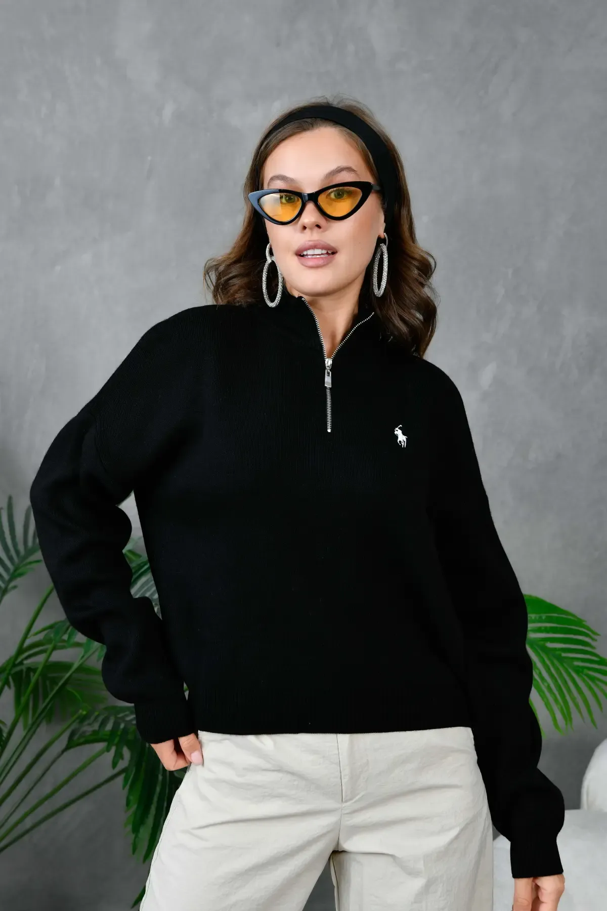 Kadın Dik Yaka Yarım Pat Fermuar Yumuşak Dokulu Triko Kazak 10536