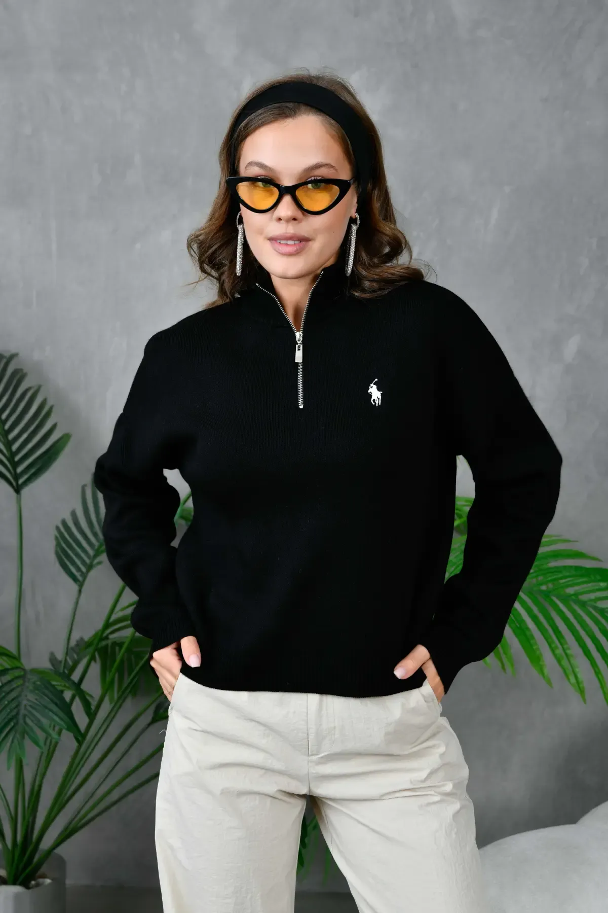 Kadın Dik Yaka Yarım Pat Fermuar Yumuşak Dokulu Triko Kazak 10536