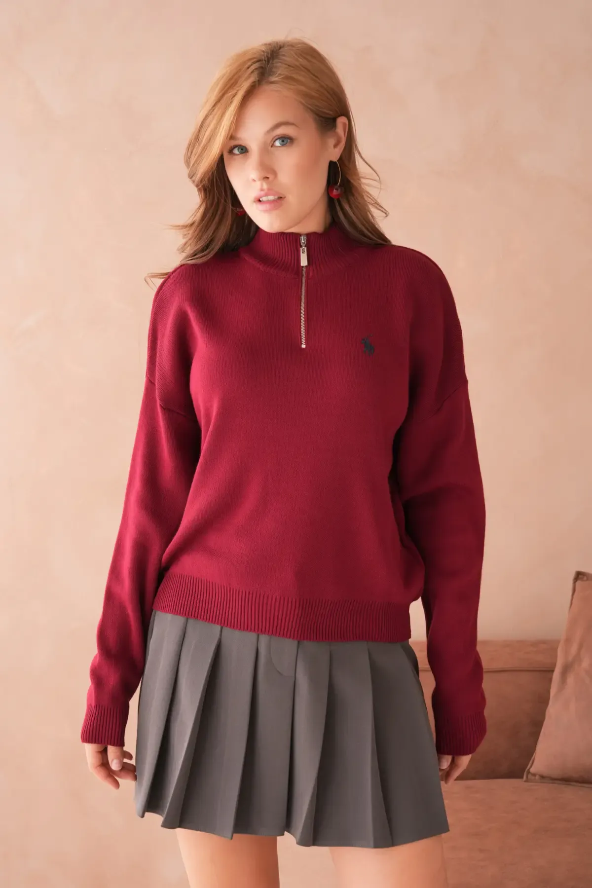 Kadın Dik Yaka Yarım Pat Fermuar Yumuşak Dokulu Triko Kazak 10536