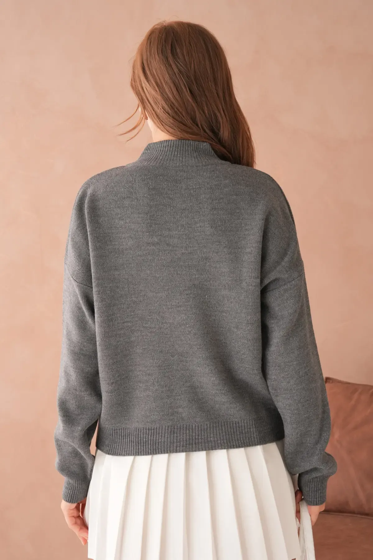 Kadın Dik Yaka Yarım Pat Fermuar Yumuşak Dokulu Triko Kazak 10536