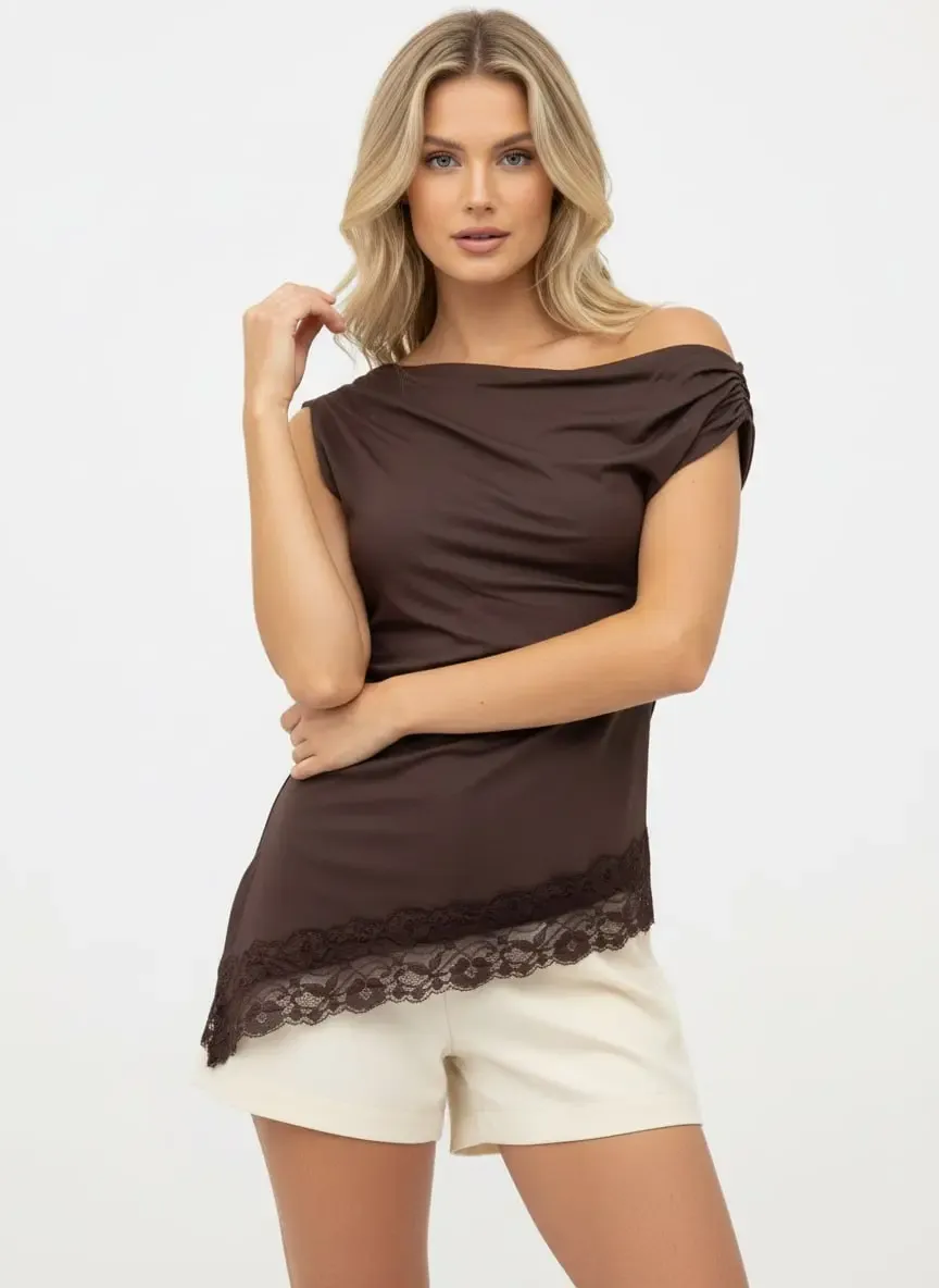 Kadın Kayık Yaka Asimetrik Kesim Dantel Detay Tasarım Slim Fit Modal Bluz 26001