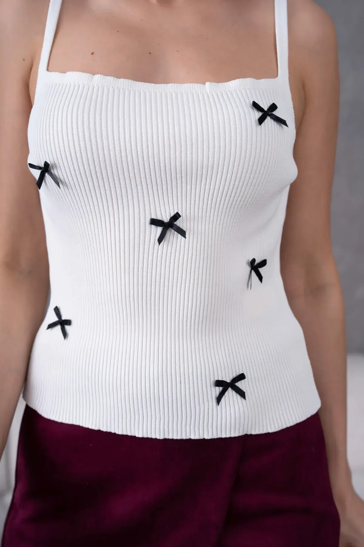 Kadın straplez Yaka Askılı Fiyonk Detay Selanik Detay Triko Bluz 12073