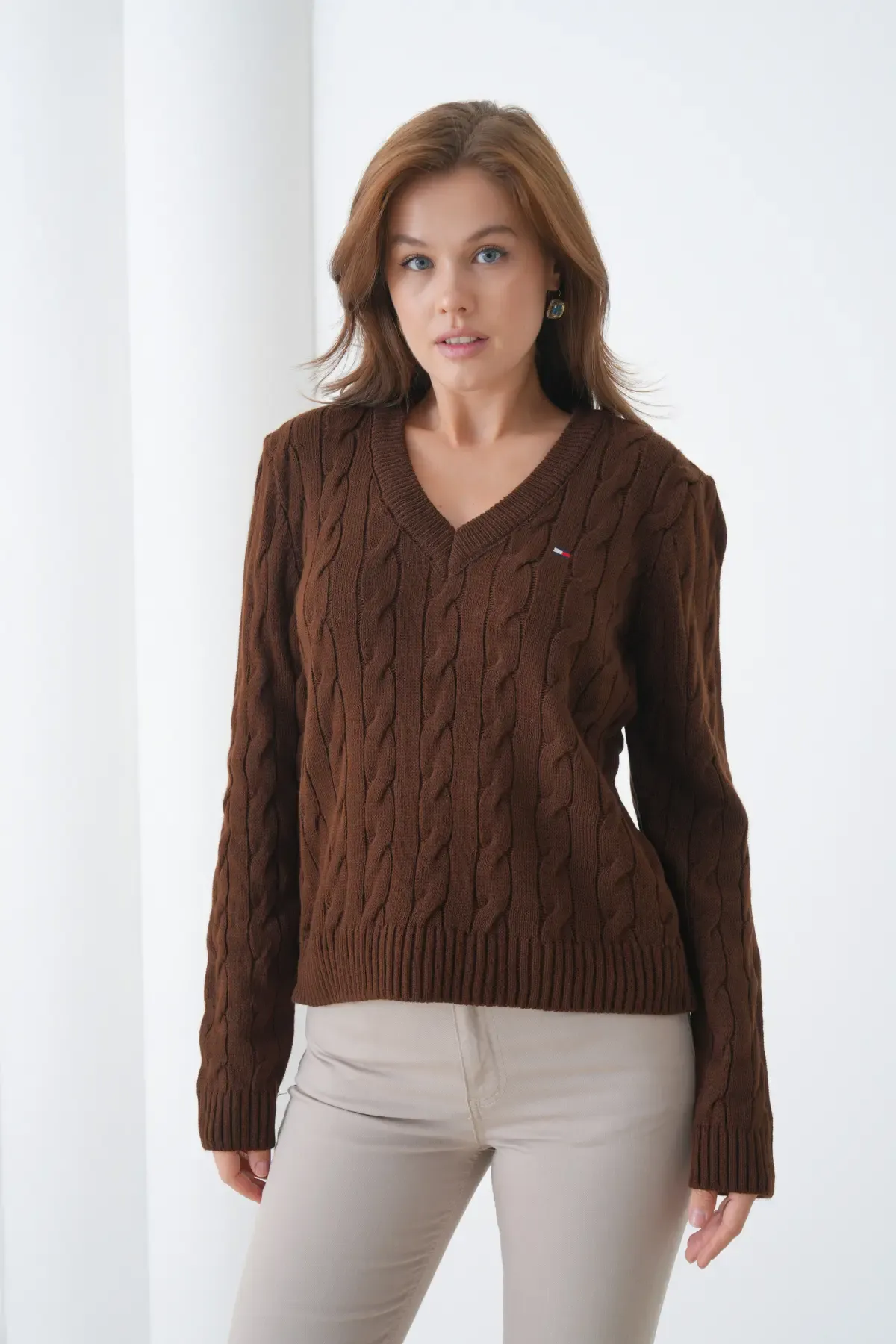 Kadın V Yaka Saç Örgü Triko Kazak 8683