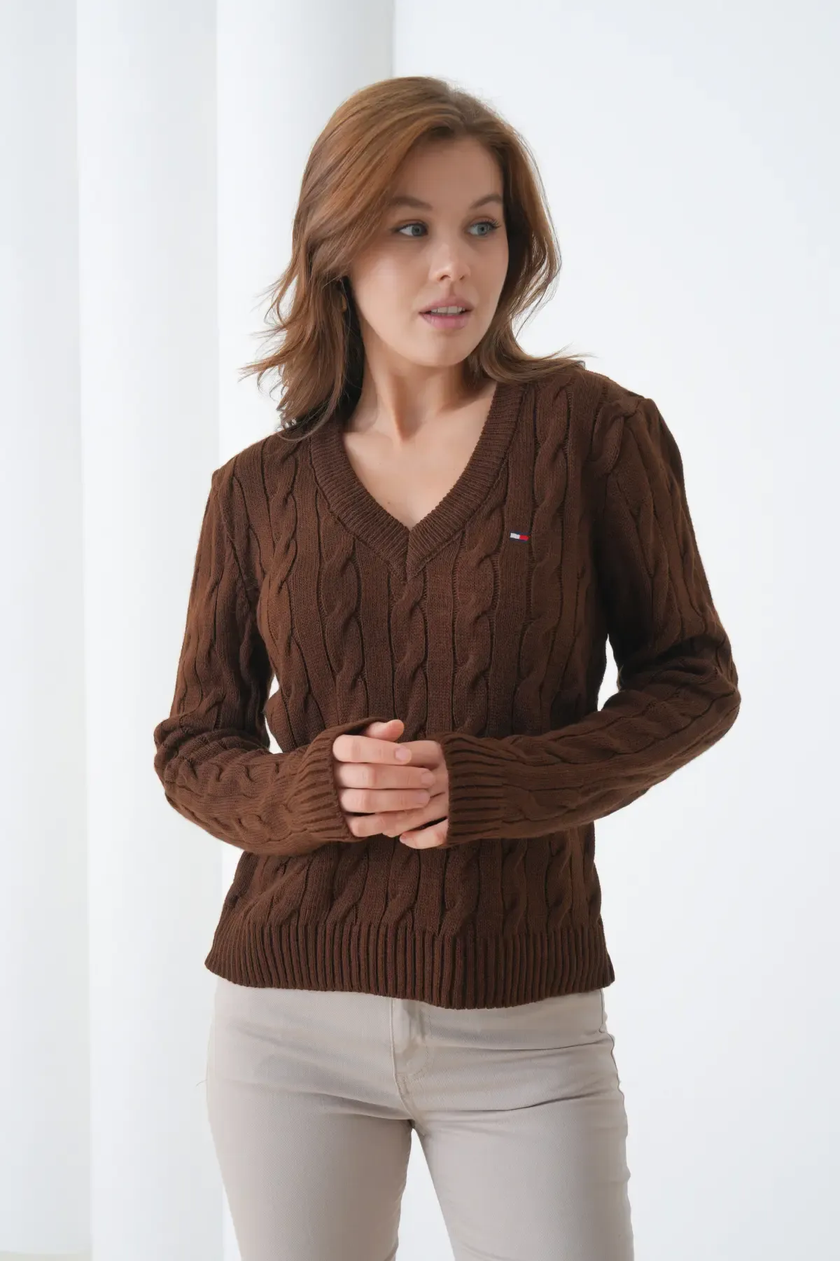 Kadın V Yaka Saç Örgü Triko Kazak 8683