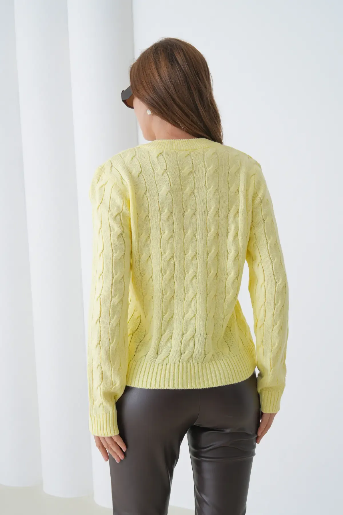 Kadın V Yaka Saç Örgü Triko Kazak 8683