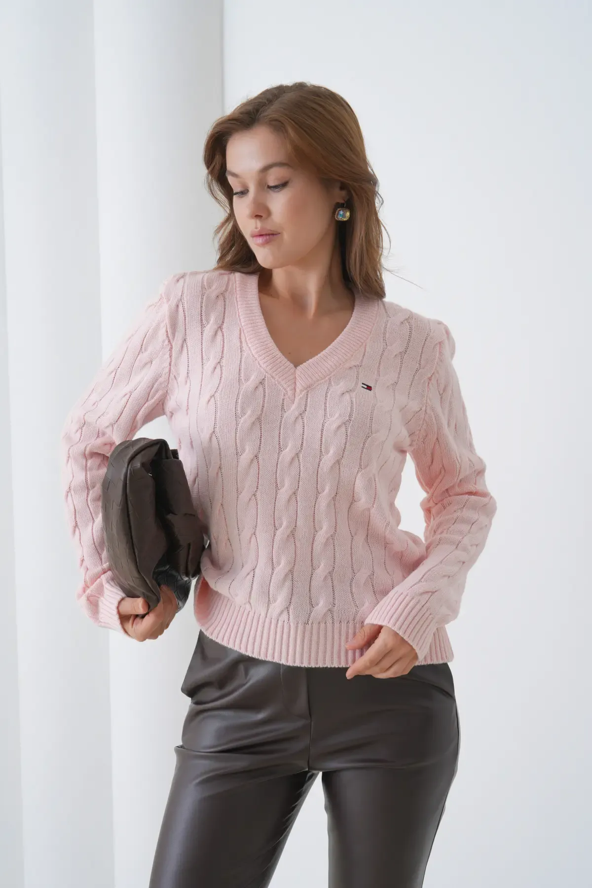 Kadın V Yaka Saç Örgü Triko Kazak 8683