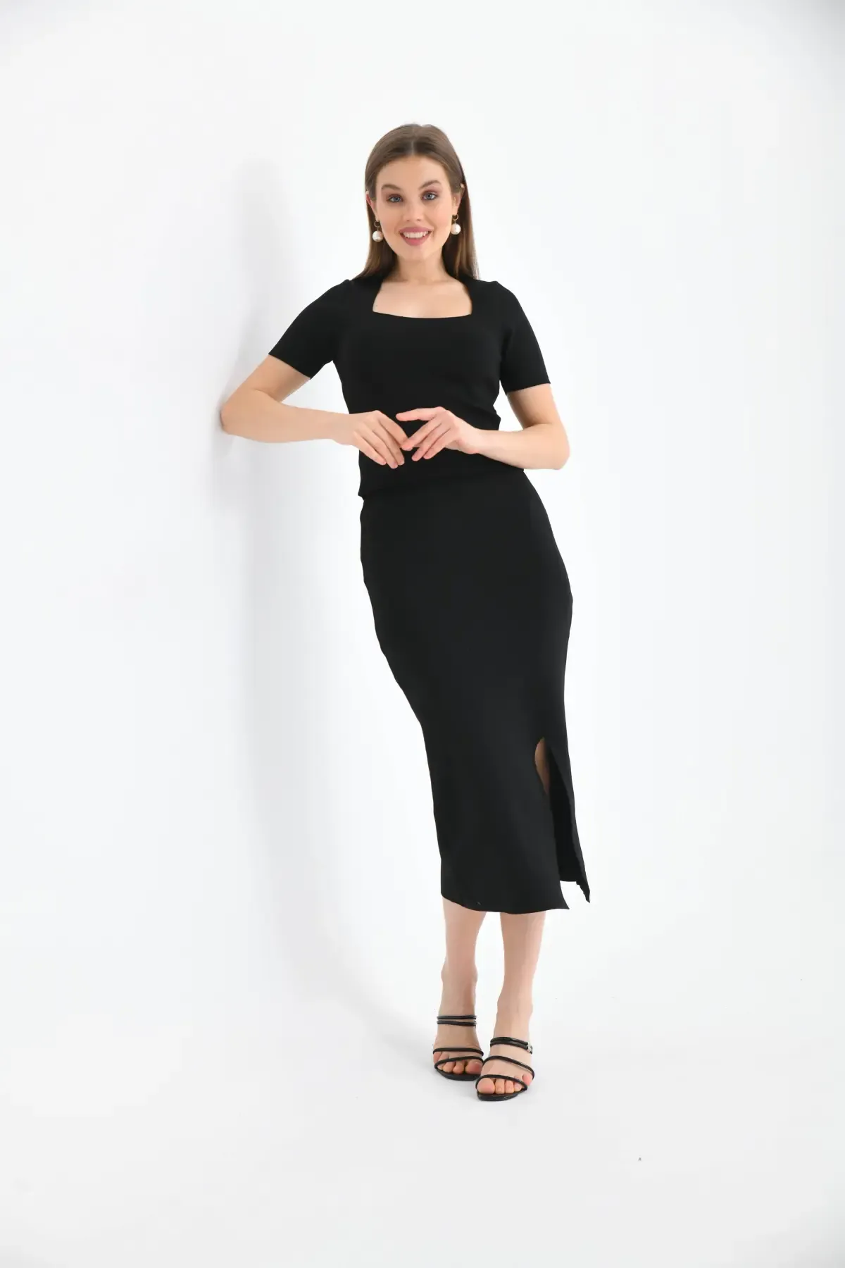 10080 Kadın Kare Yaka Crop Bluz Yırtmaçlı Uzun Etek Triko Alt Üst Takım