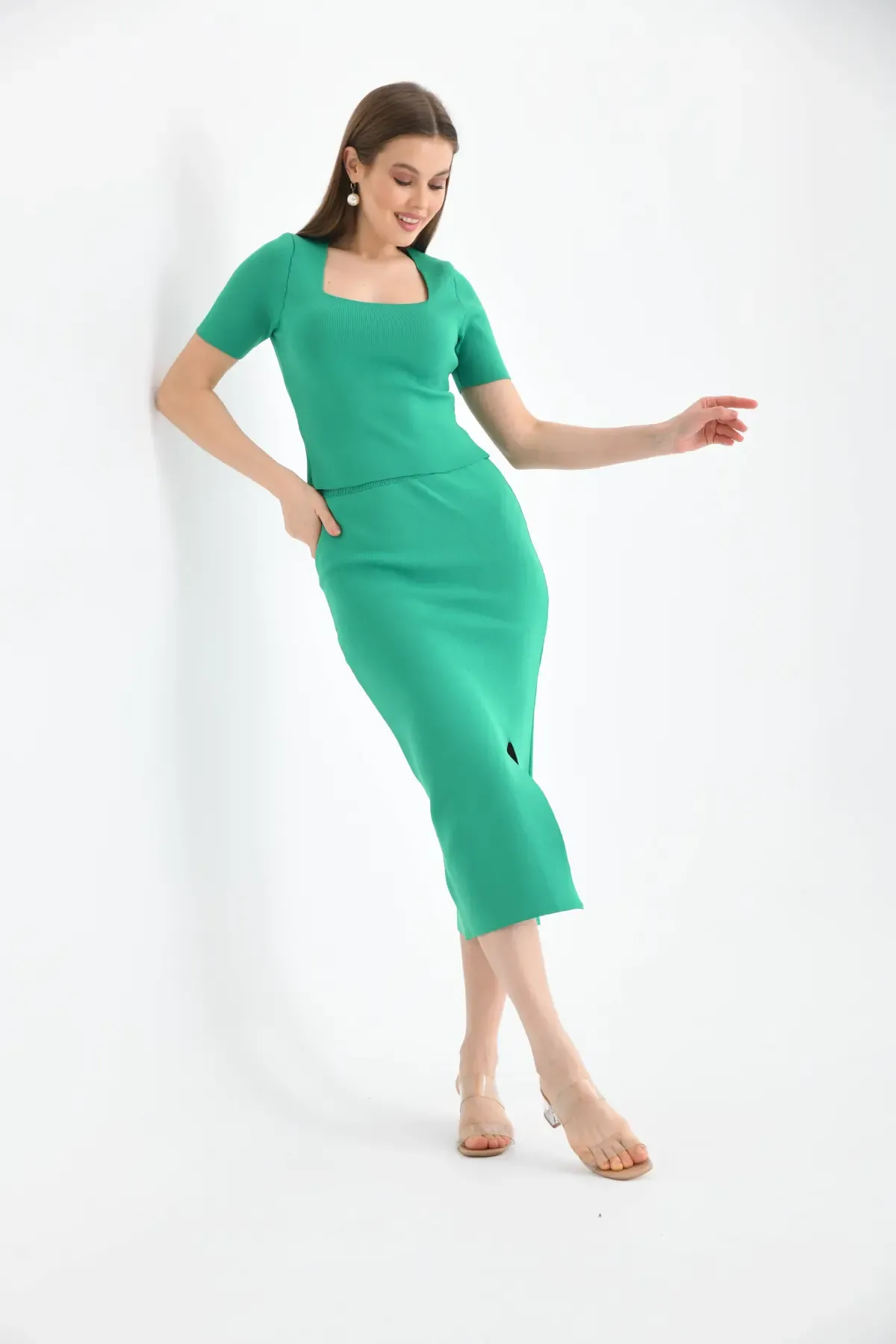 10080 Kadın Kare Yaka Crop Bluz Yırtmaçlı Uzun Etek Triko Alt Üst Takım