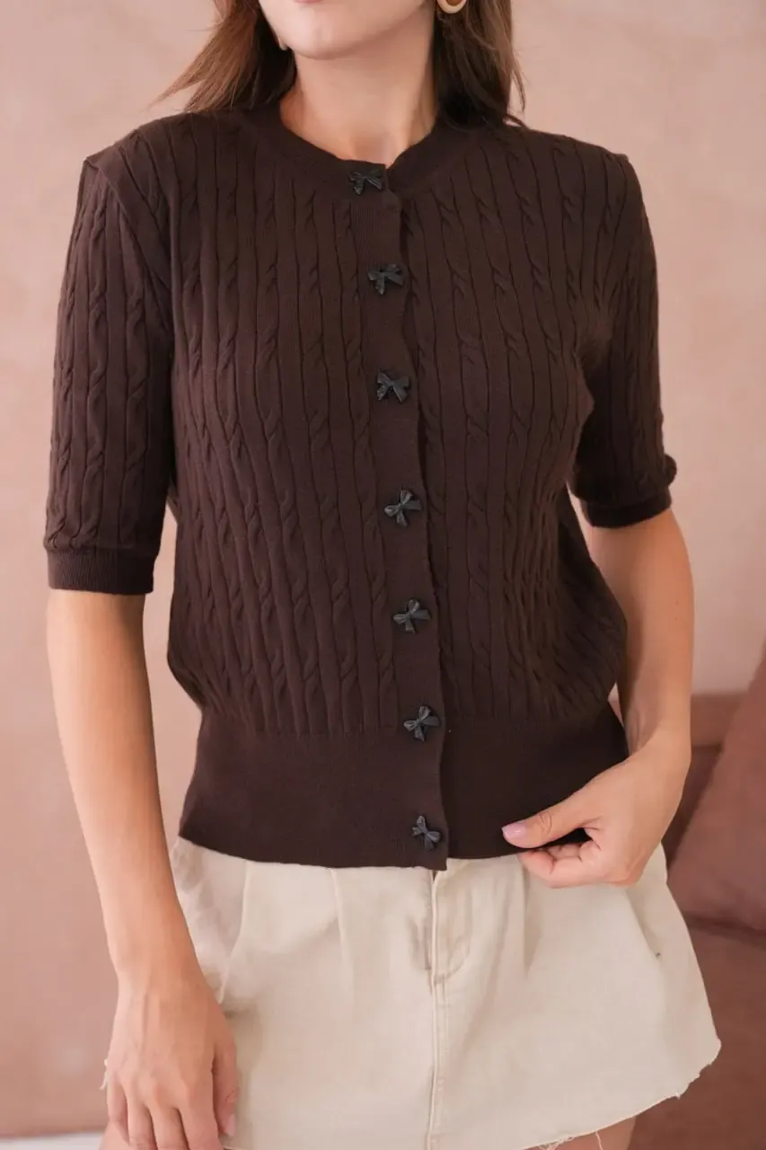 12036 Bisiklet Yaka Fiyonk Düğme Detaylı Saç Örgü Premium İplik Triko Hırka