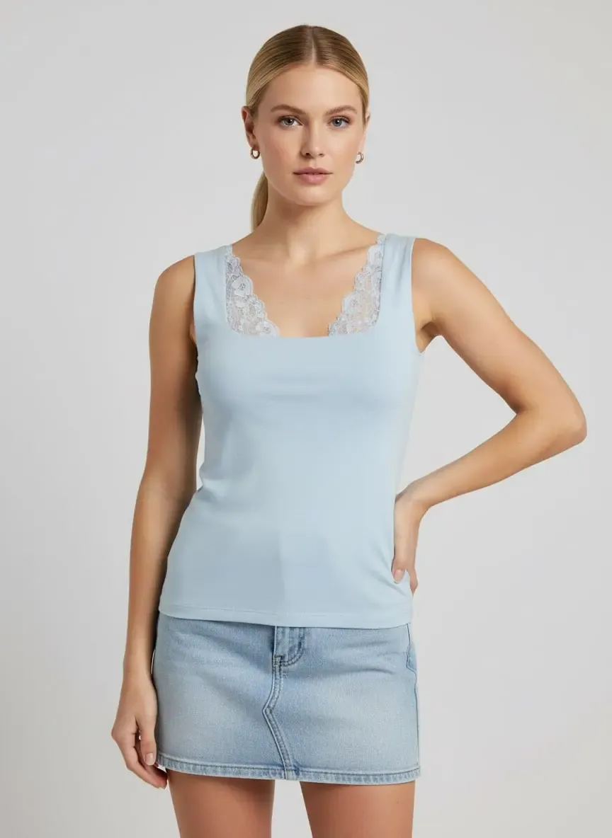 26004 Kadın Dantel Detaylı Kare Yaka Modal Örme Bluz