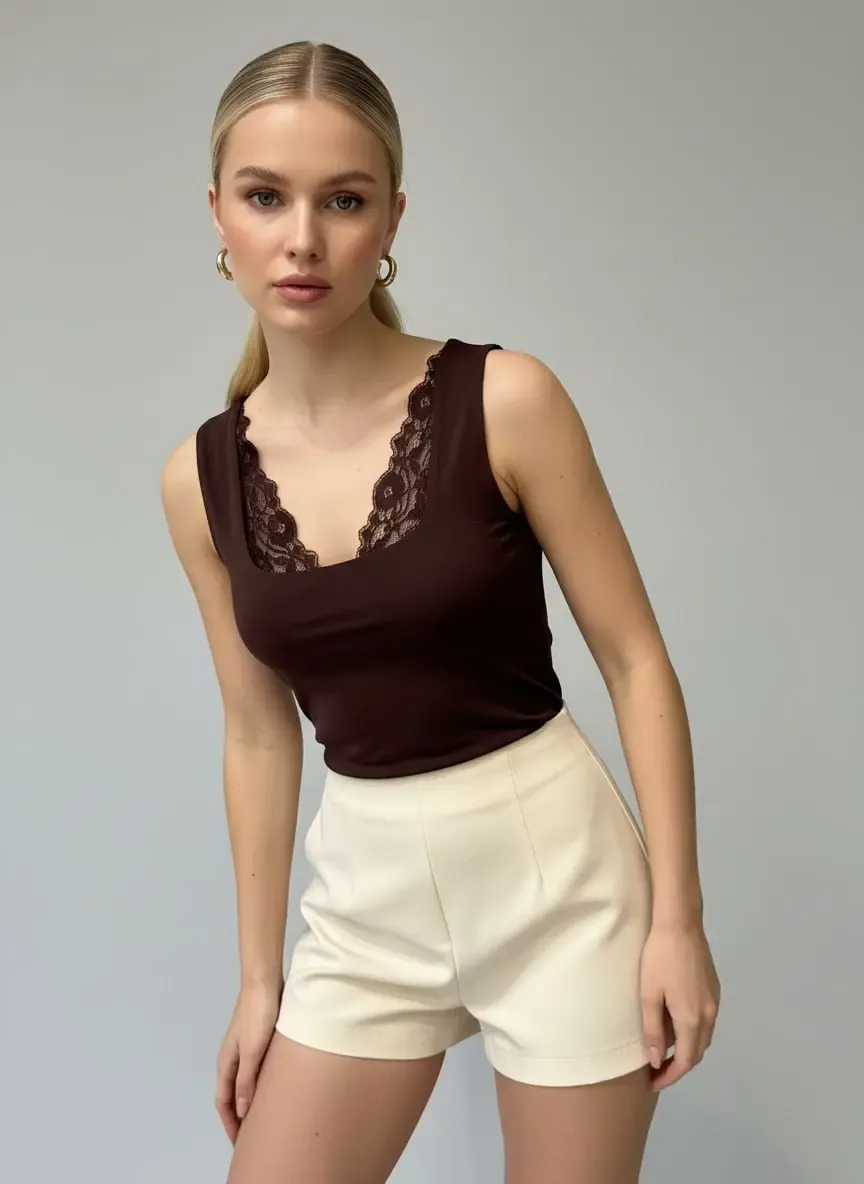 26004 Kadın Dantel Detaylı Kare Yaka Modal Örme Bluz