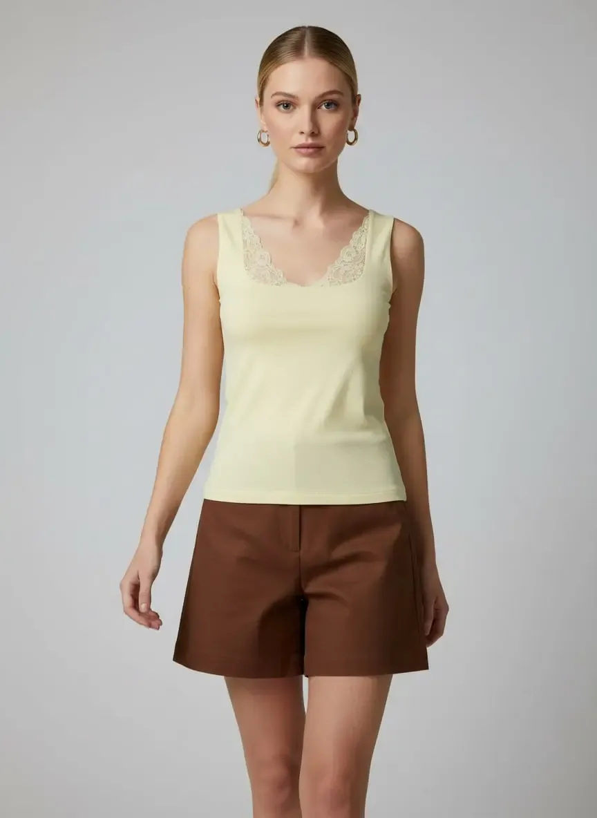 26004 Kadın Dantel Detaylı Kare Yaka Modal Örme Bluz