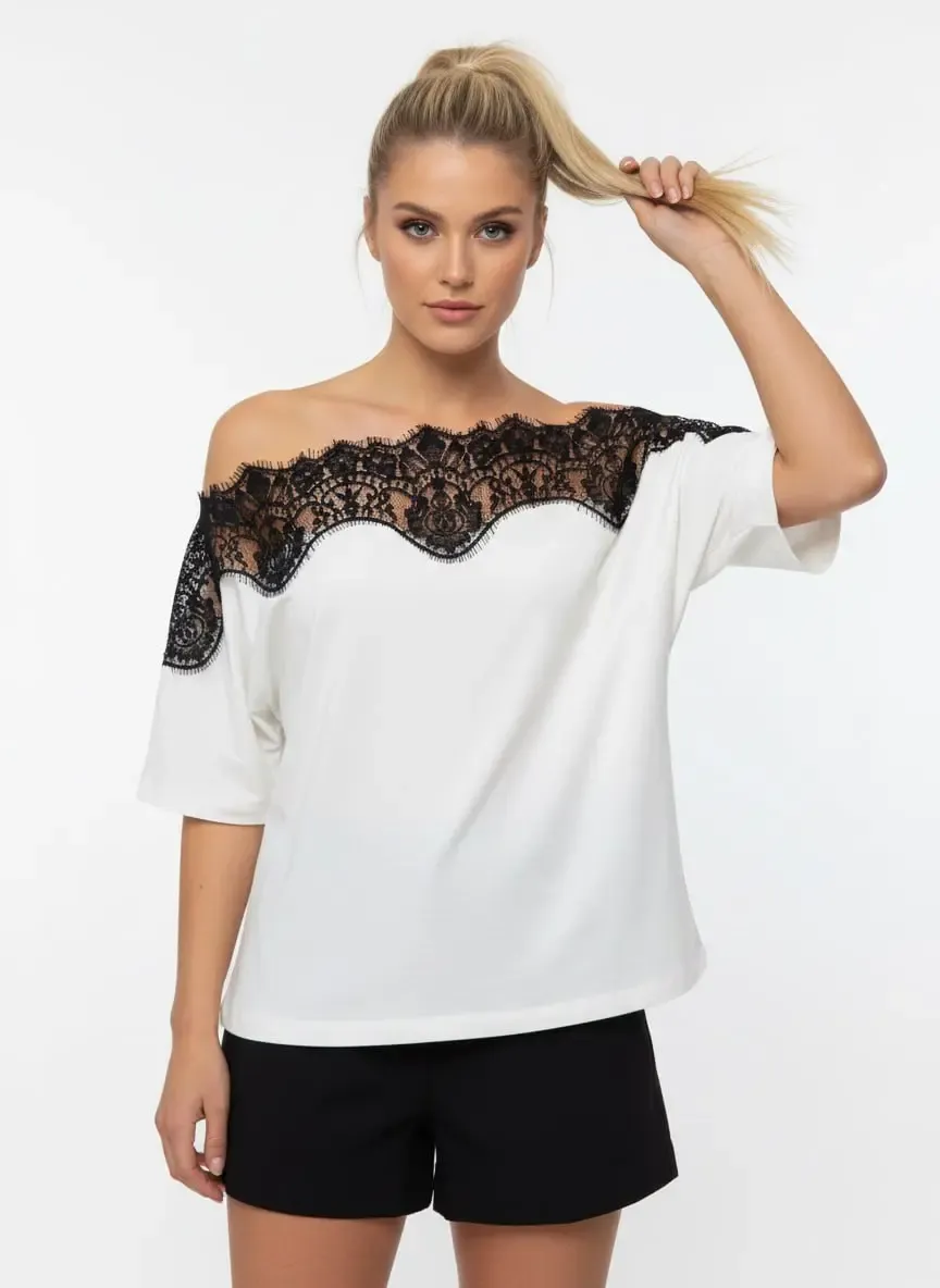 26028 Kadın %100 Pamuk Dantel Detaylı Kayık Yaka Örme Bluz