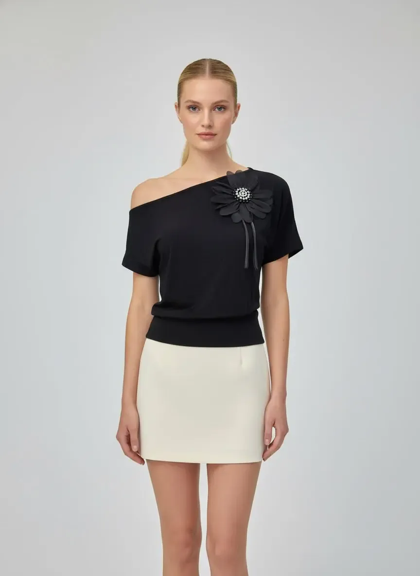 26036 Kadın Kayık Yaka Taş İşleme Aplikeli Penye Bluz