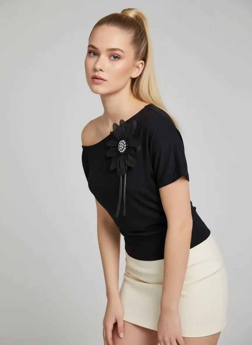 26036 Kadın Kayık Yaka Taş İşleme Aplikeli Penye Bluz