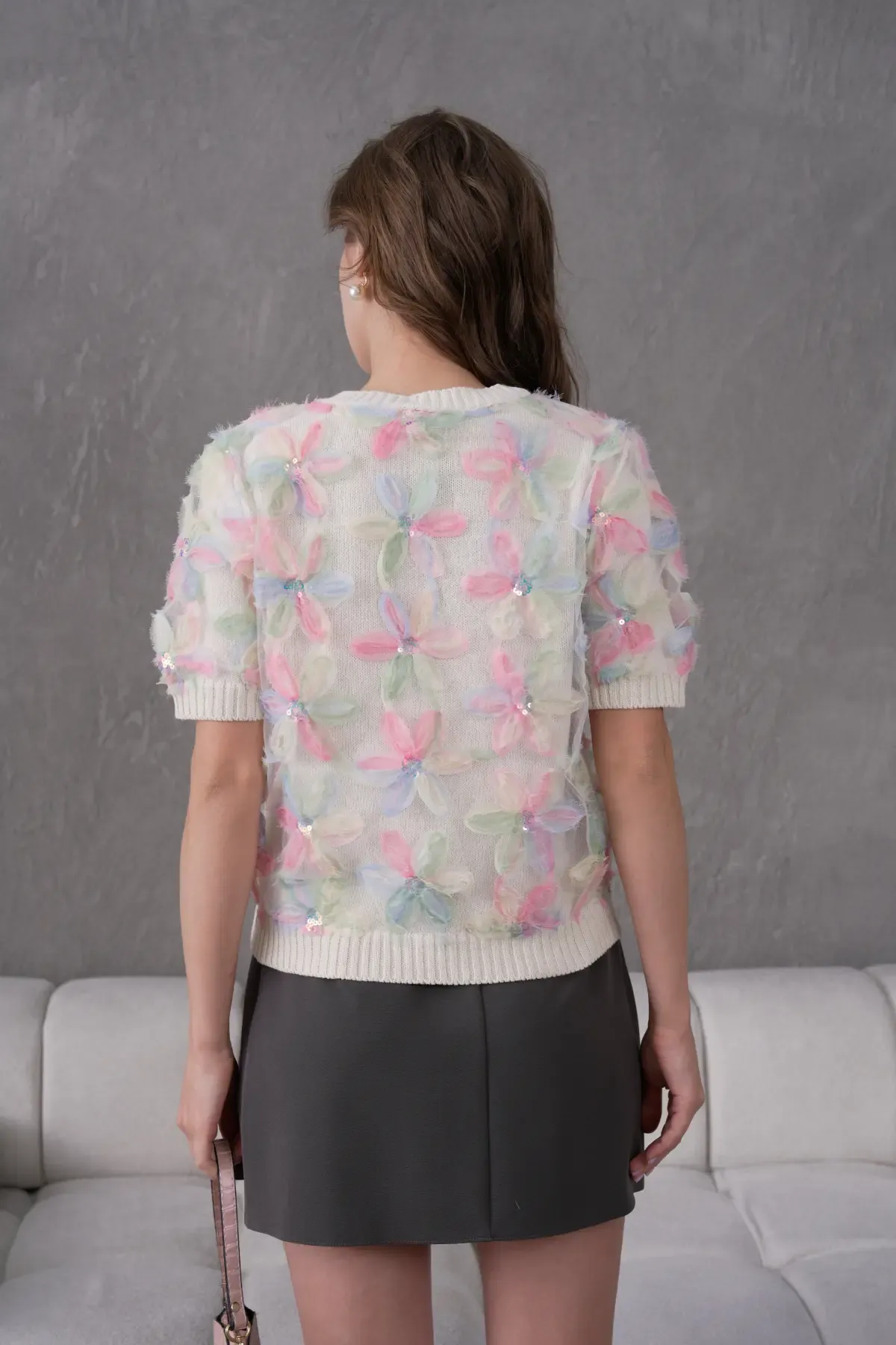 8513 Kadın %100 Pamuk Bisiklet Yaka Düğmeli Dantel Detaylı Triko Hırka