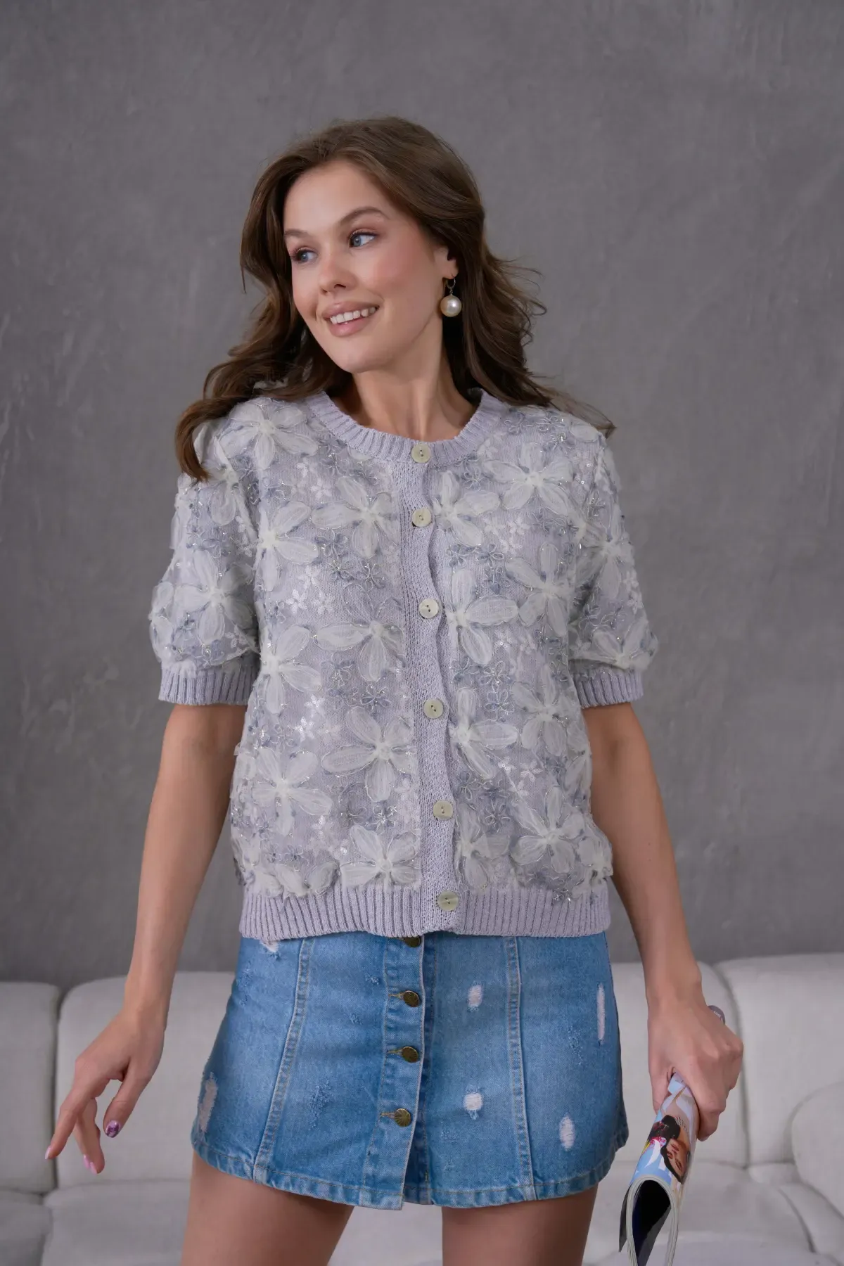 8514 Kadın %100 Pamuk Bisiklet Yaka Düğmeli Dantel Detaylı Triko Hırka