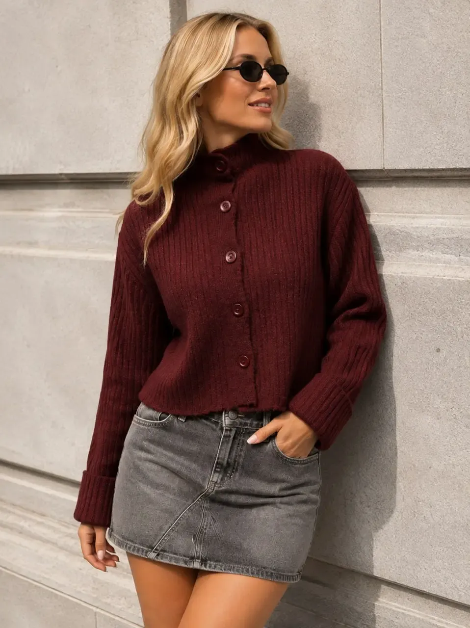 Basic Crop Yumuşak Dokulu Dik Yaka Triko Hırka AW25HI0004