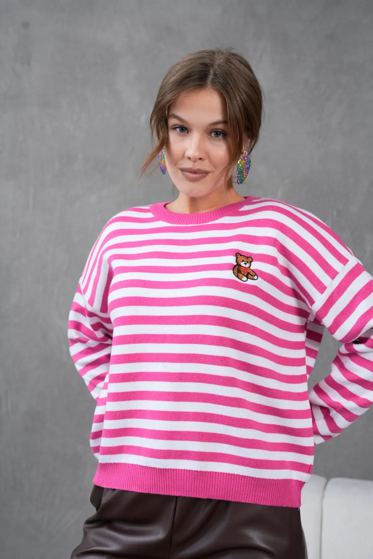 Kadın Bisiklet Yaka Nakış Detay Çizgili Oversize Triko Kazak