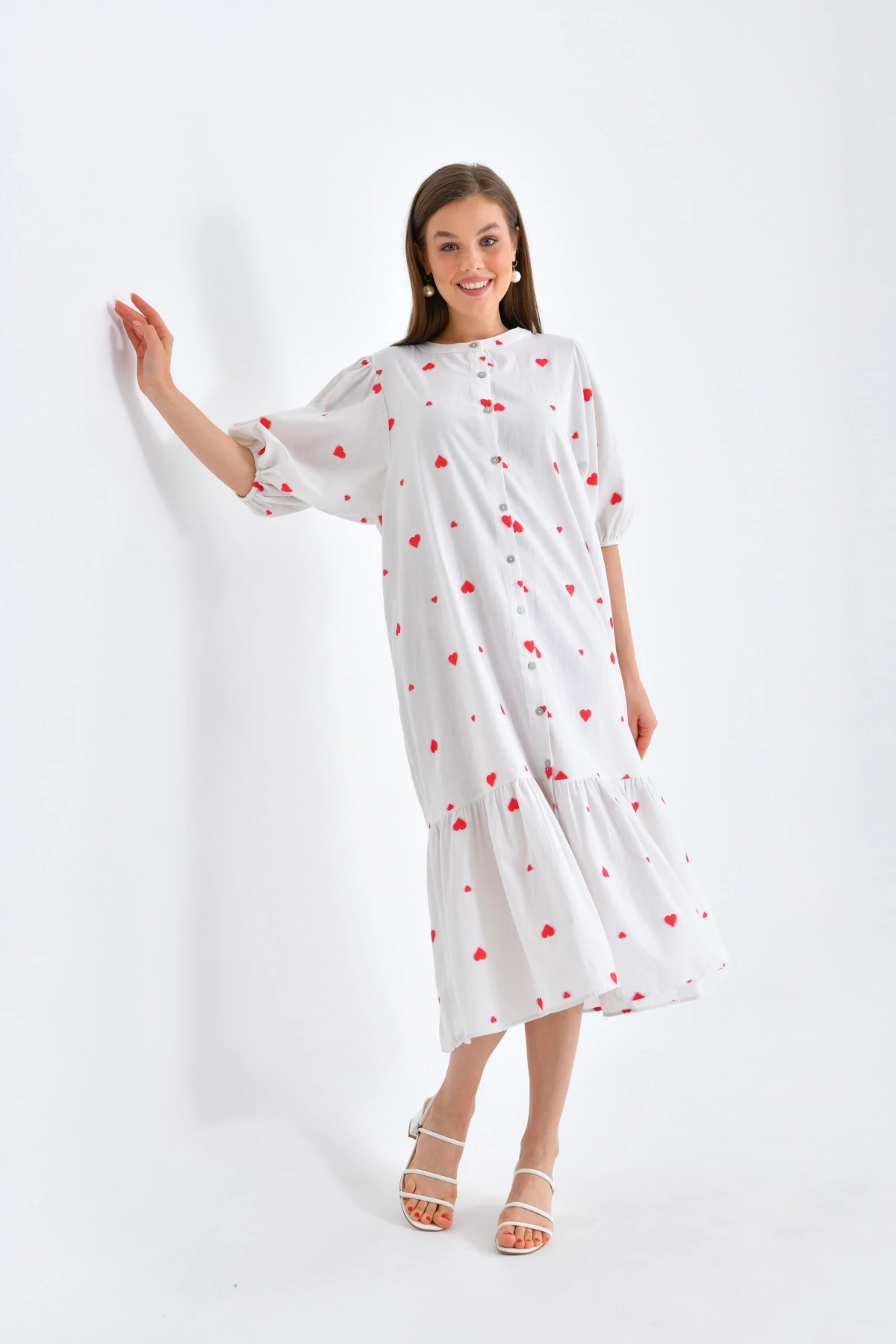 Kırmızı Kalpli Düğmeli Uzun Elbise