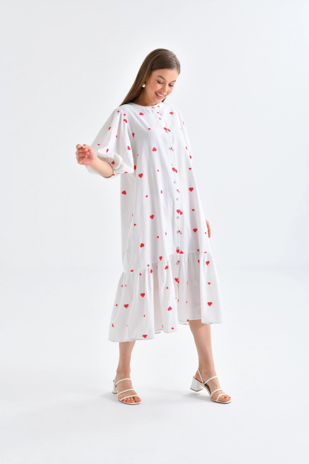 Kırmızı Kalpli Düğmeli Uzun Elbise