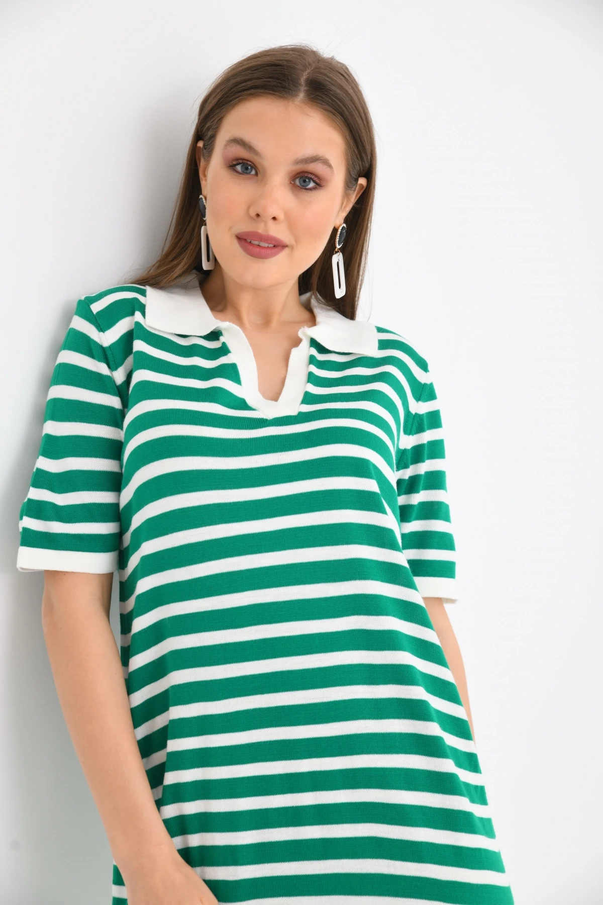 Kadın Gömlek Yaka Yeşil Renk Çizgili Diz Boy Elbise