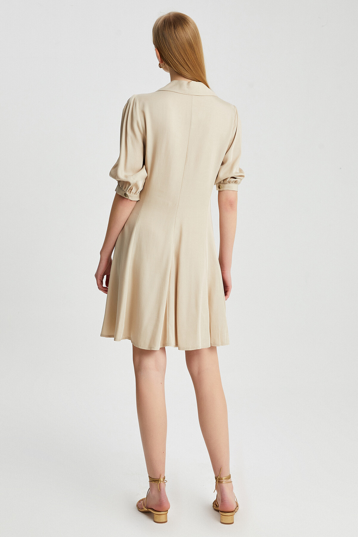 Kadın Düğme Detylı Truvakar Kol Mini Elbise