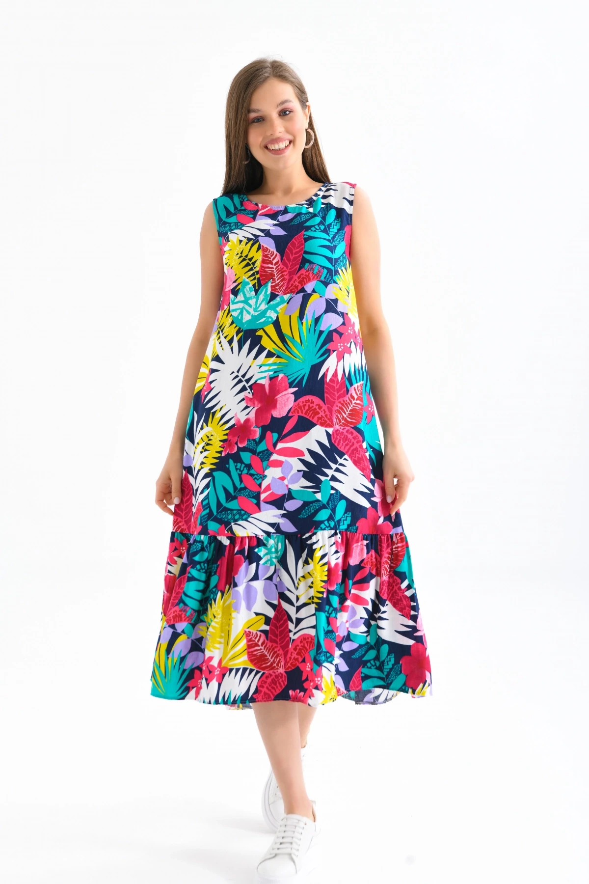 Eteği Fırfırlı Desenli Kolsuz Elbise