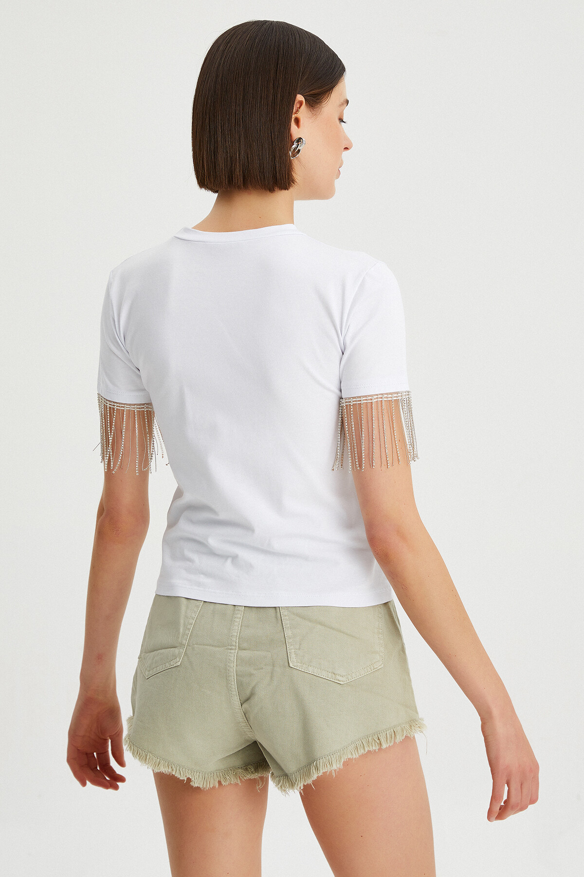 Kadın Kolları Zincir Detaylı Basic T-Shirt