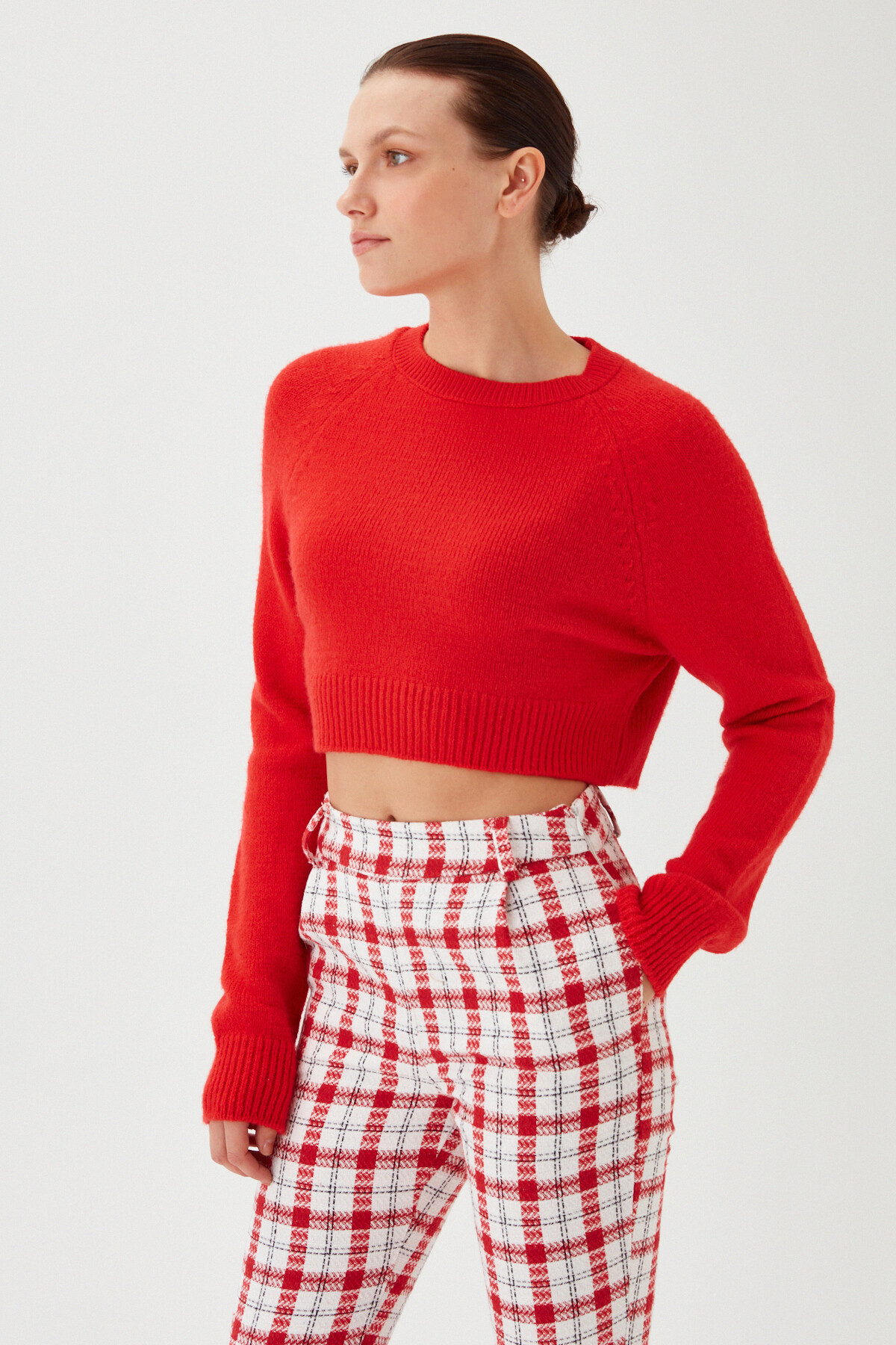 Kadın Nar Bisiklet Yaka Yumuşak Dokulu Crop Triko Kazak