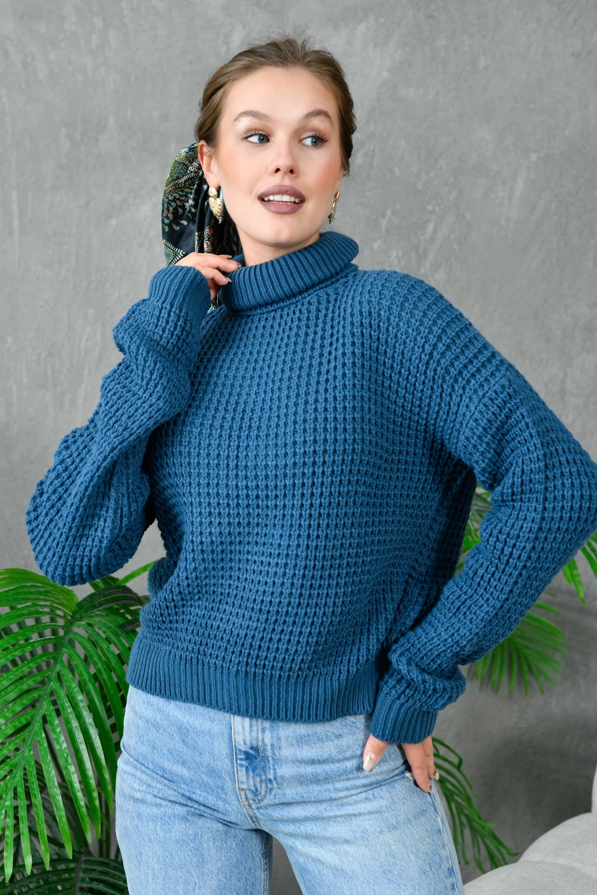 Kadın Balıkçı Yaka Triko Kazak