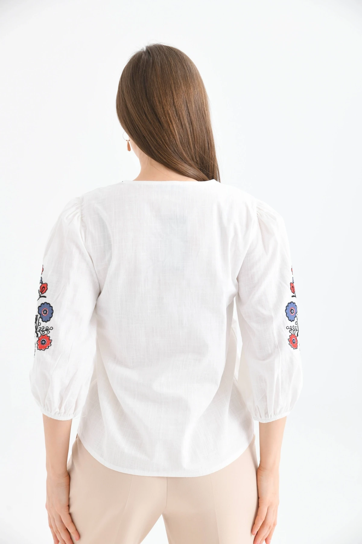 V Yaka Nakış Detay Salaş Bluz