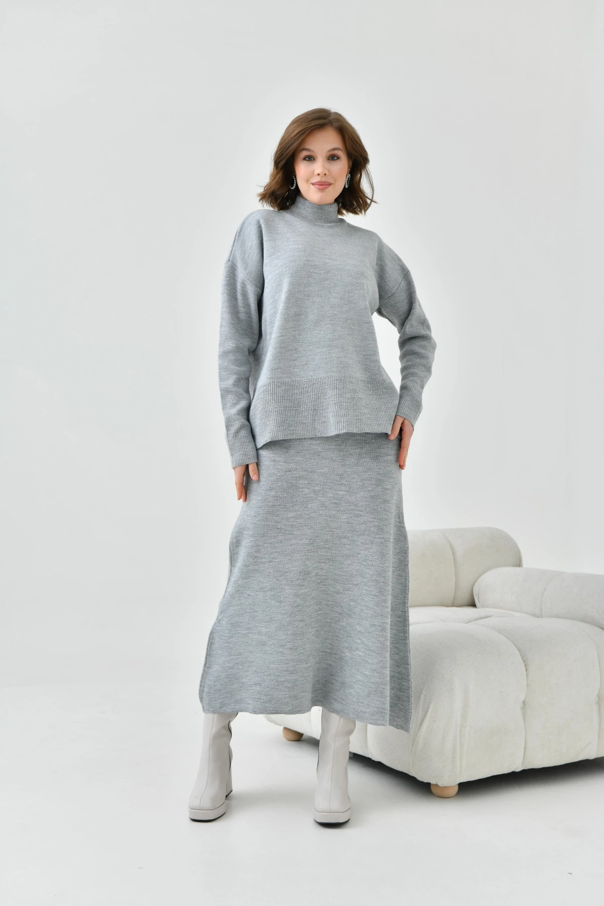 Kadın Gri Eteği Lastikli Triko Takım