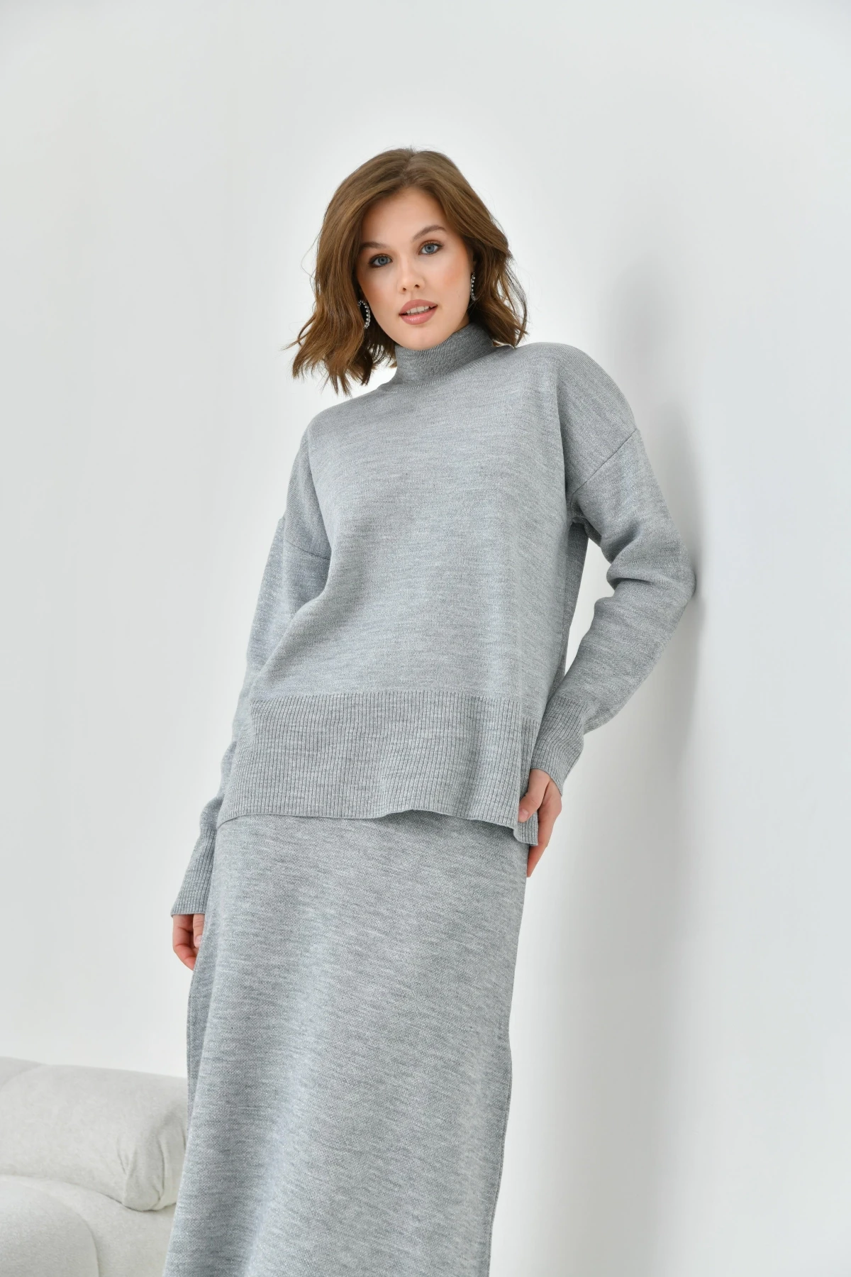 Kadın Gri Eteği Lastikli Triko Takım