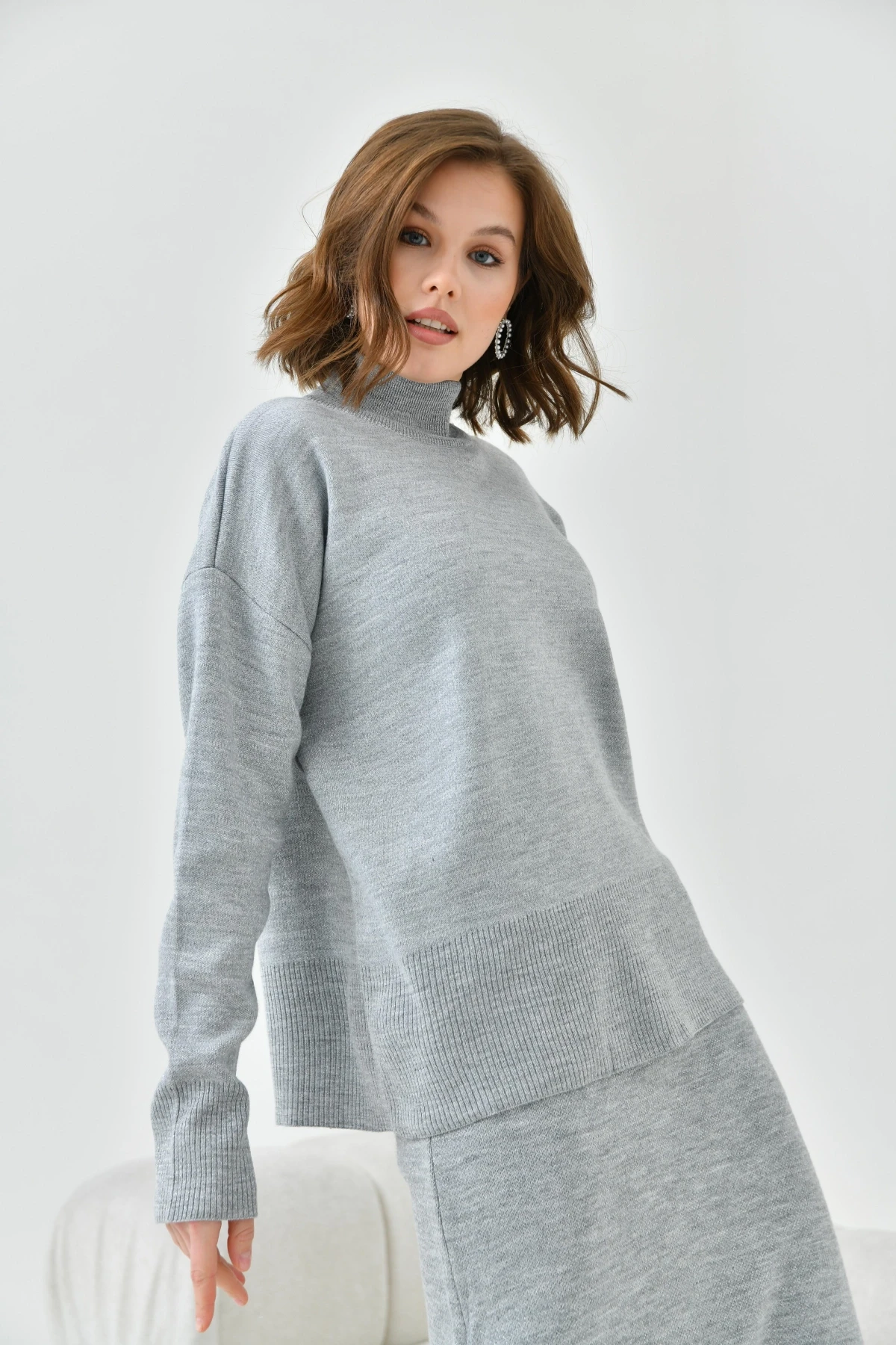 Kadın Gri Eteği Lastikli Triko Takım