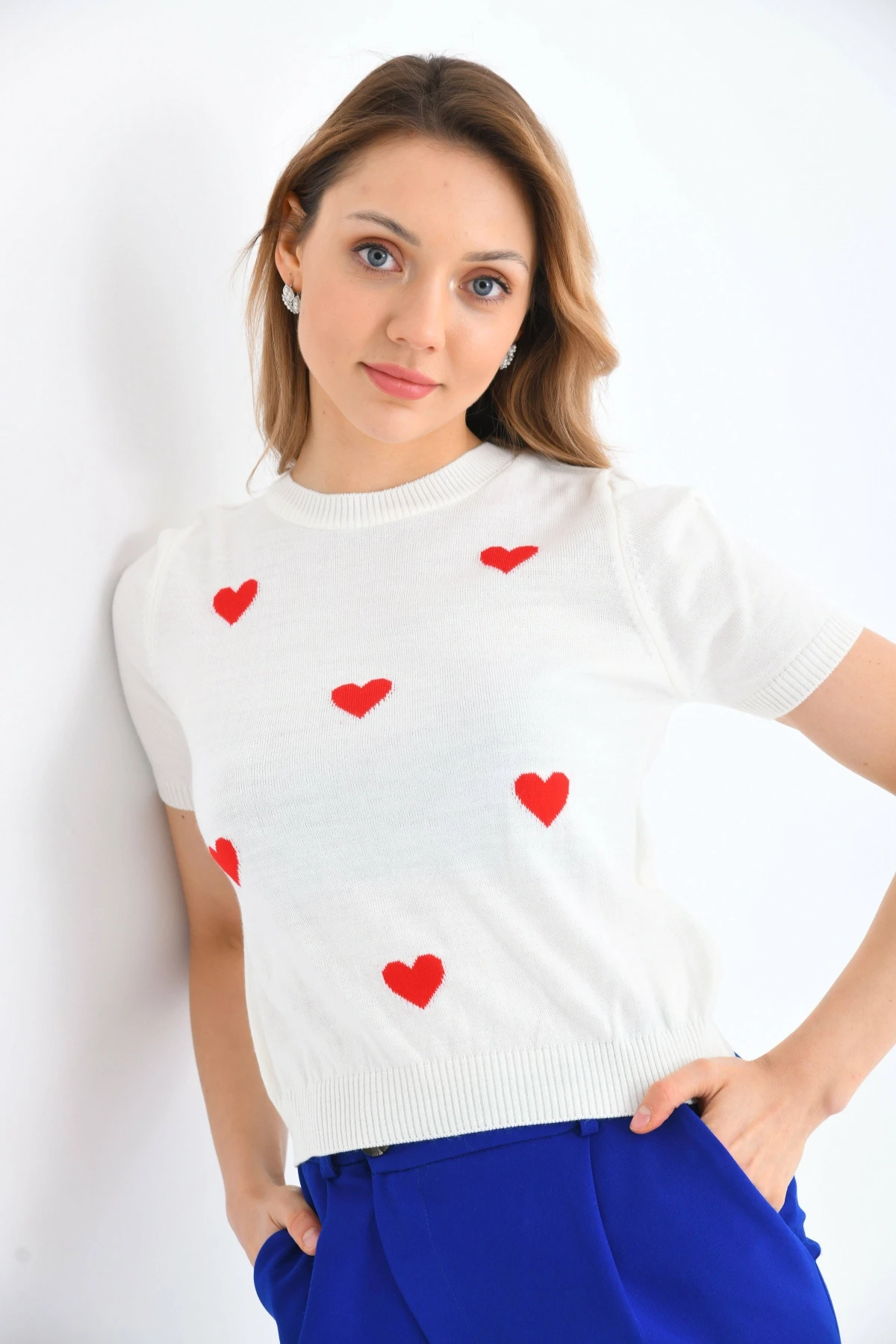 Bisiklet Yaka Kalp Desenli Mevsimlik Triko Kazak