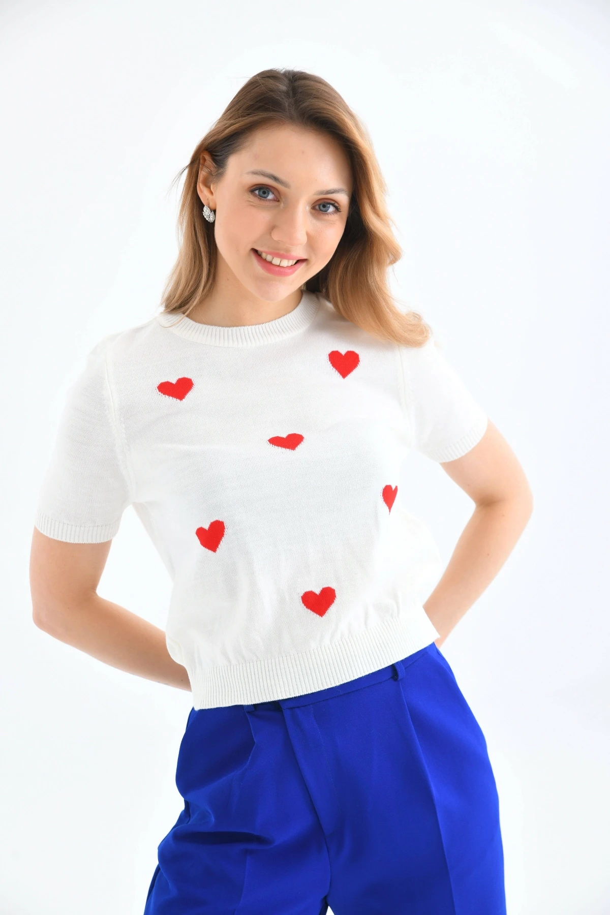 Bisiklet Yaka Kalp Desenli Mevsimlik Triko Kazak