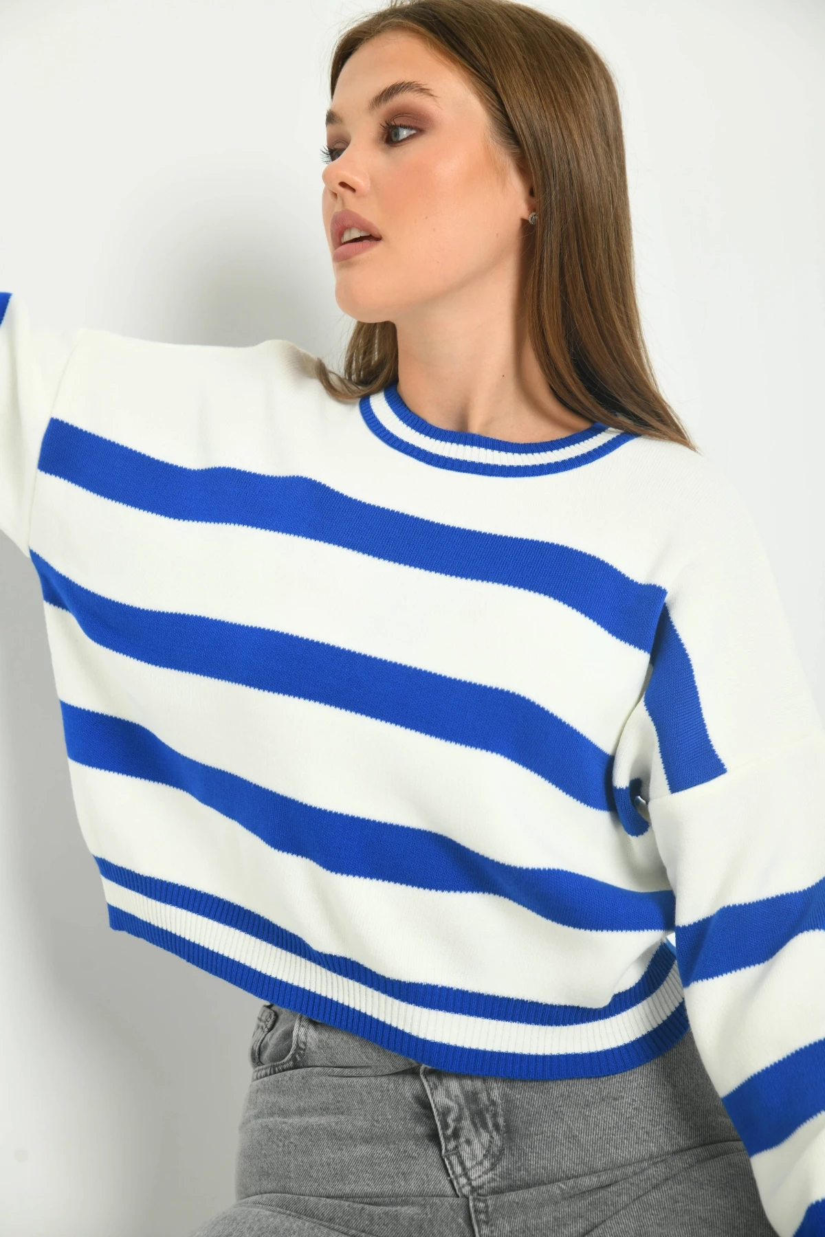 Çizgili Crop Bisiklet Yaka Triko Kazak