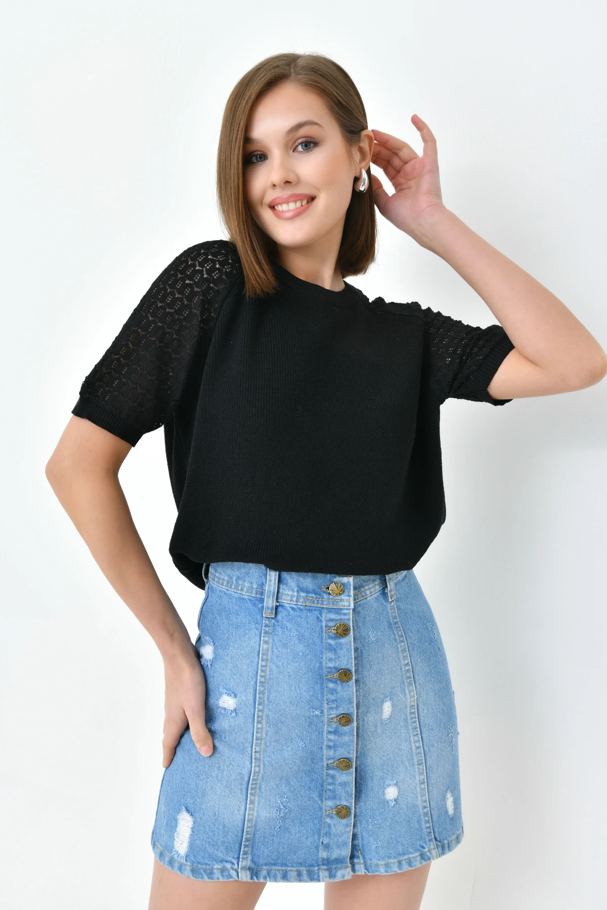 Kadın Siyah Ajurlu Mevsimlik Triko Kazak